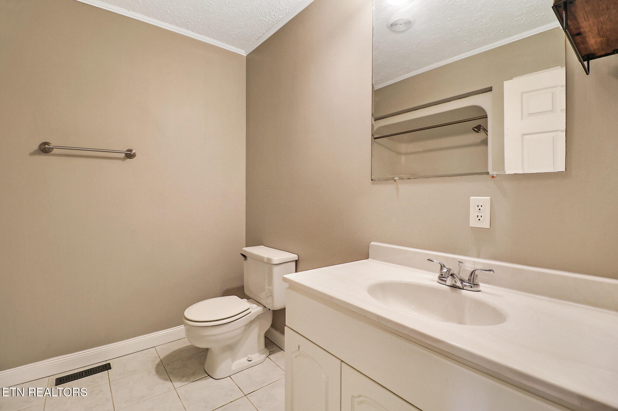 5209 Plateau Road Crossville TN 38571