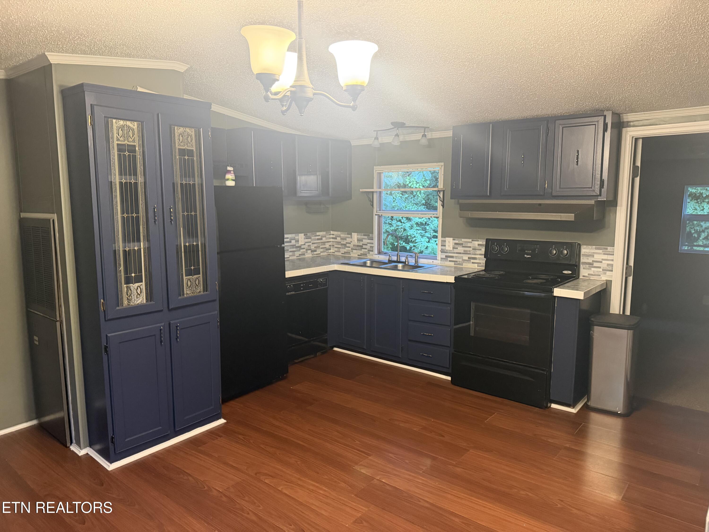 2839 W Old Topside Road Louisville TN 37777