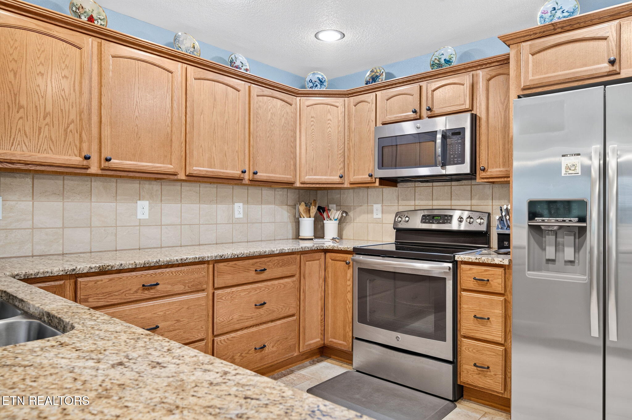 1007 Parkstown Extension Wilder TN 38589