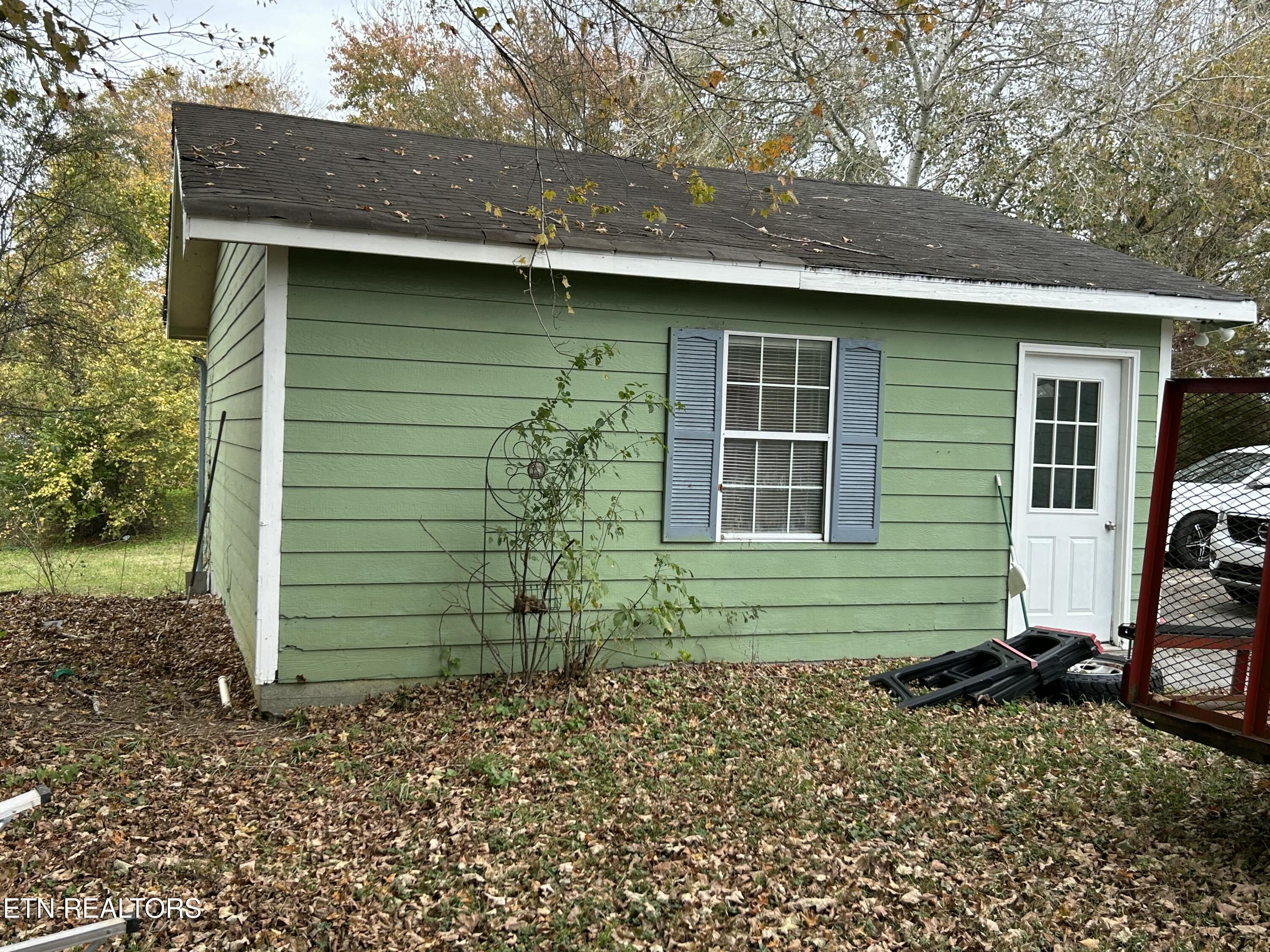 375 County Road 316 Niota TN 37826