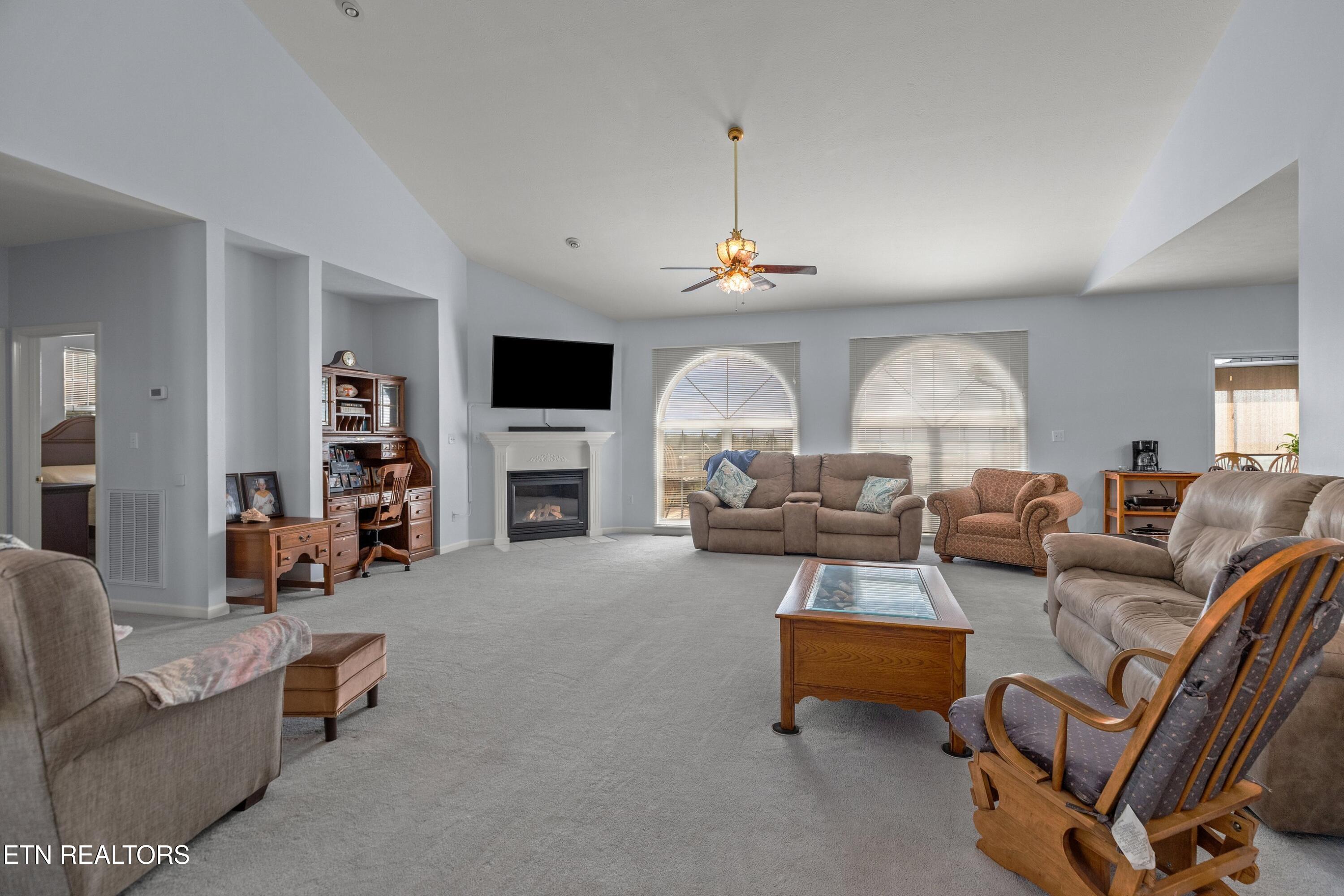 108 Skyline Drive Dandridge TN 37725