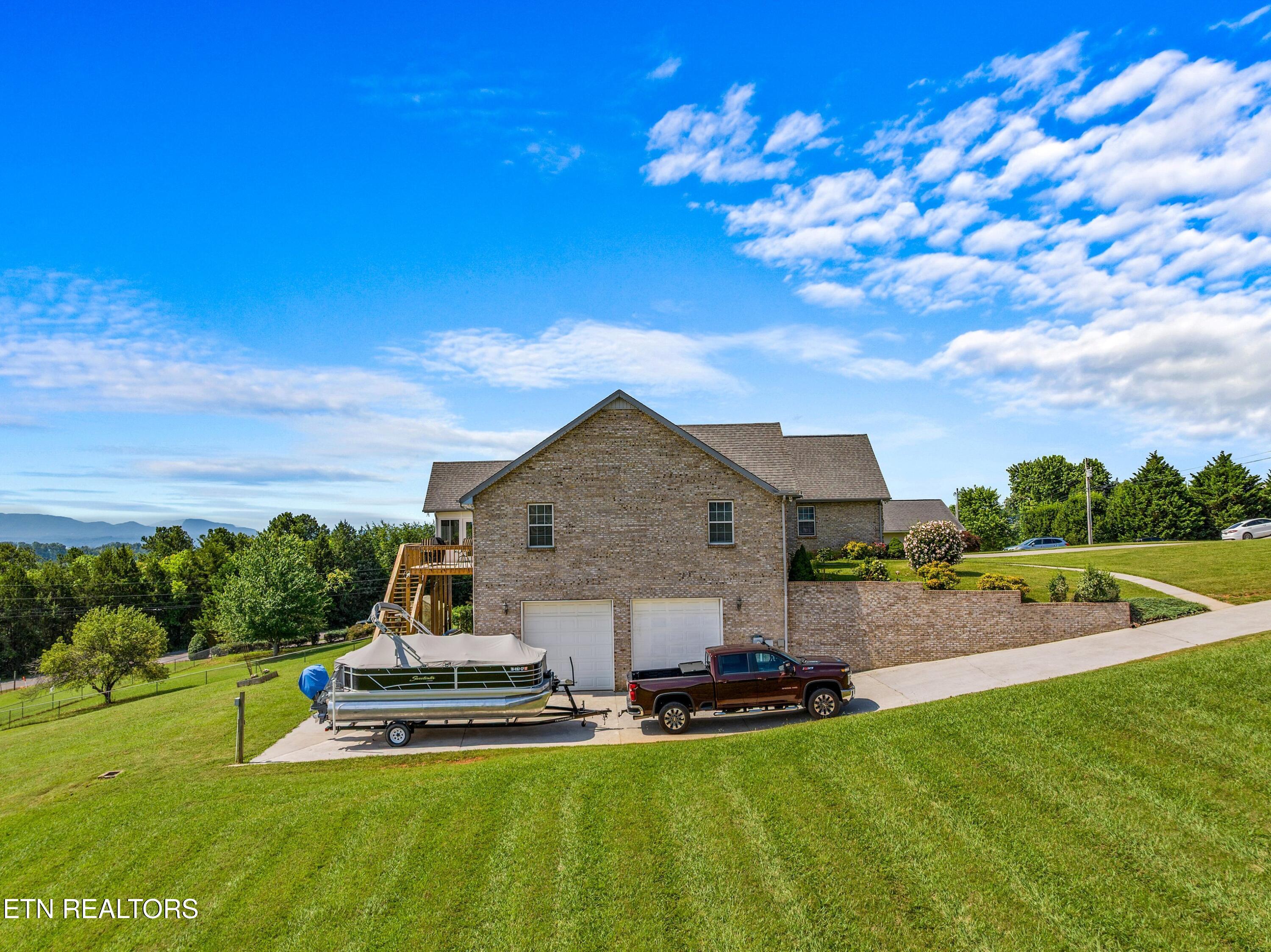 108 Skyline Drive Dandridge TN 37725