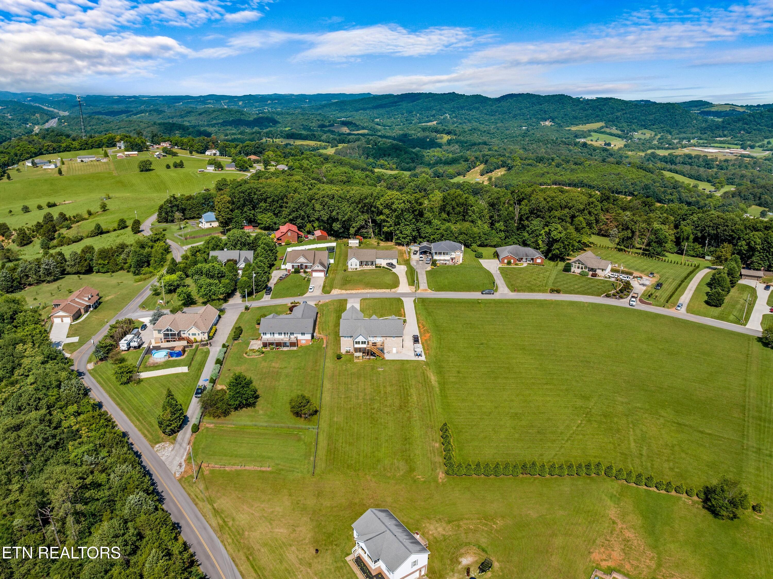 108 Skyline Drive Dandridge TN 37725
