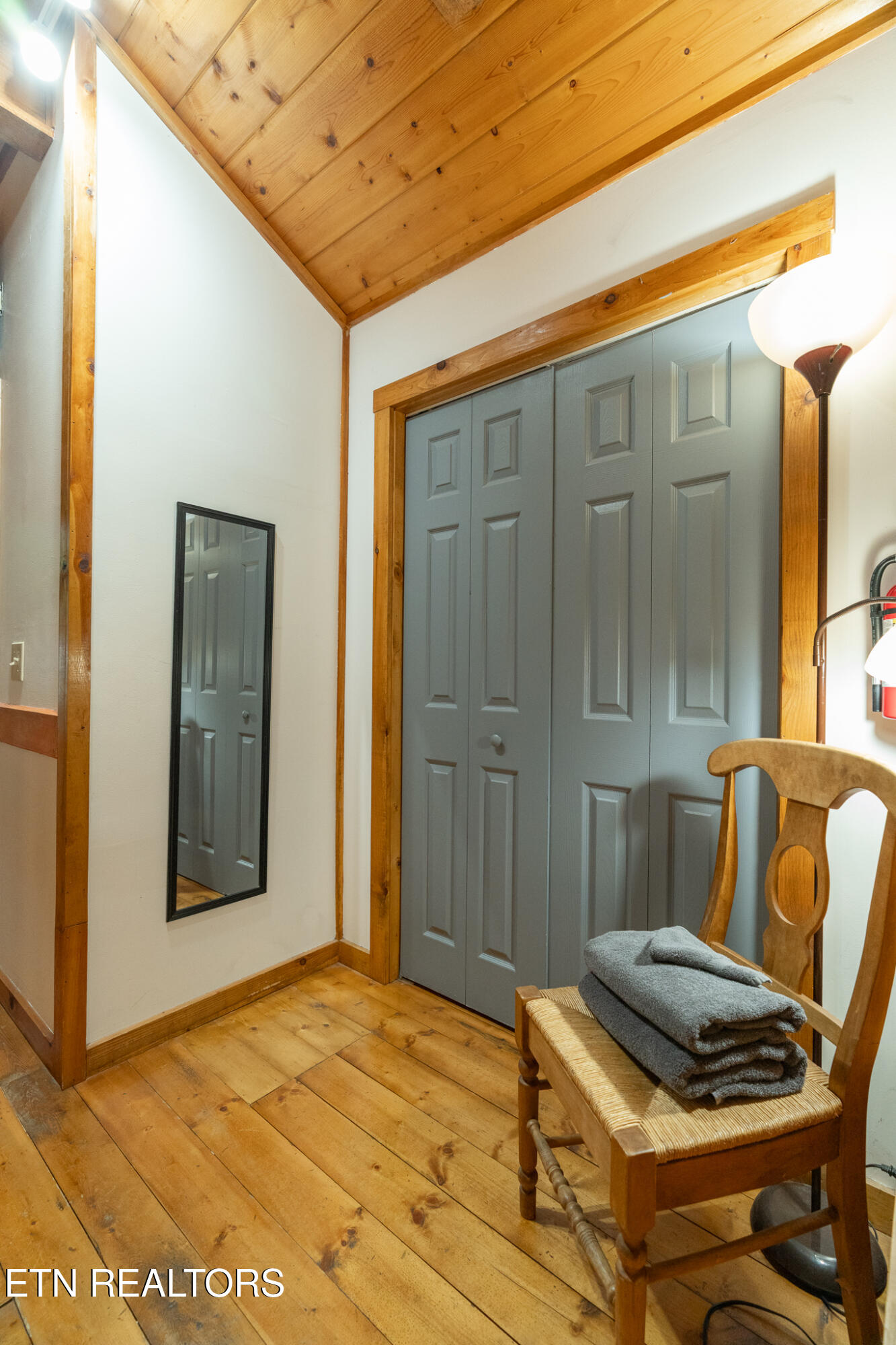 2107 Jeans Way Pigeon Forge TN 37876