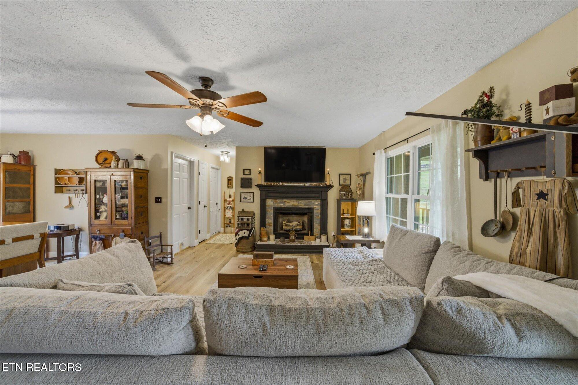827 Hinkle Estates Drive Seymour TN 37865