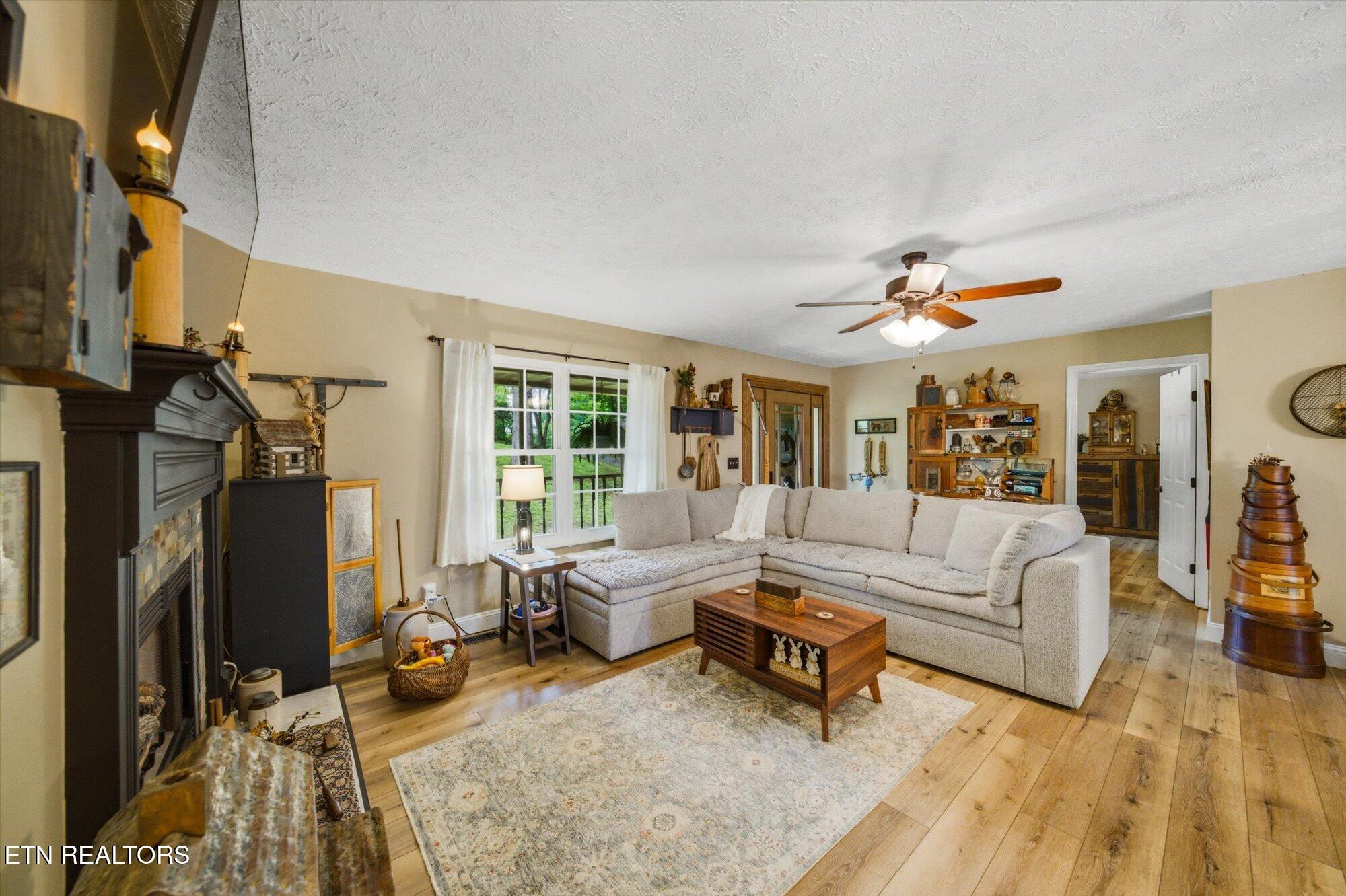 827 Hinkle Estates Drive Seymour TN 37865