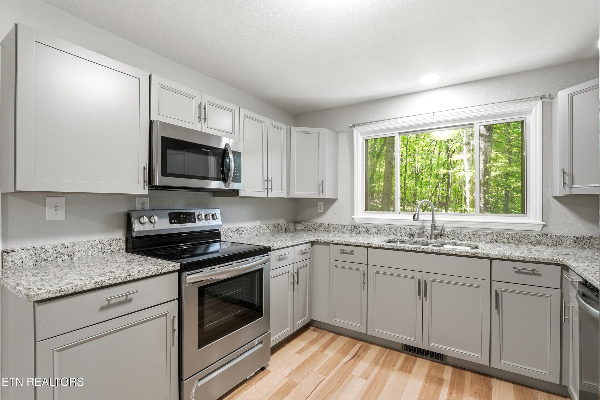 118 Clark Lane Harriman TN 37748