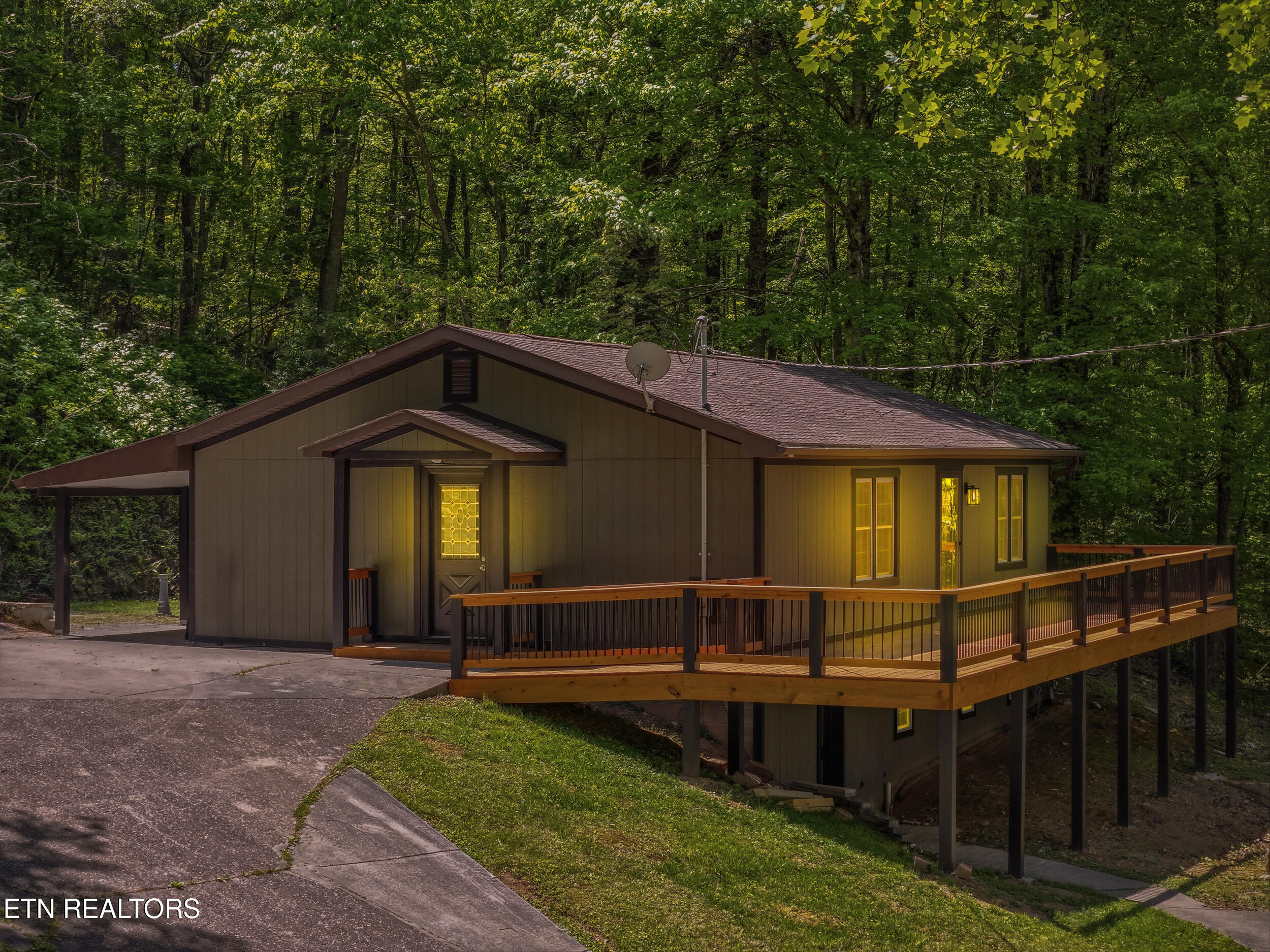 118 Clark Lane Harriman TN 37748