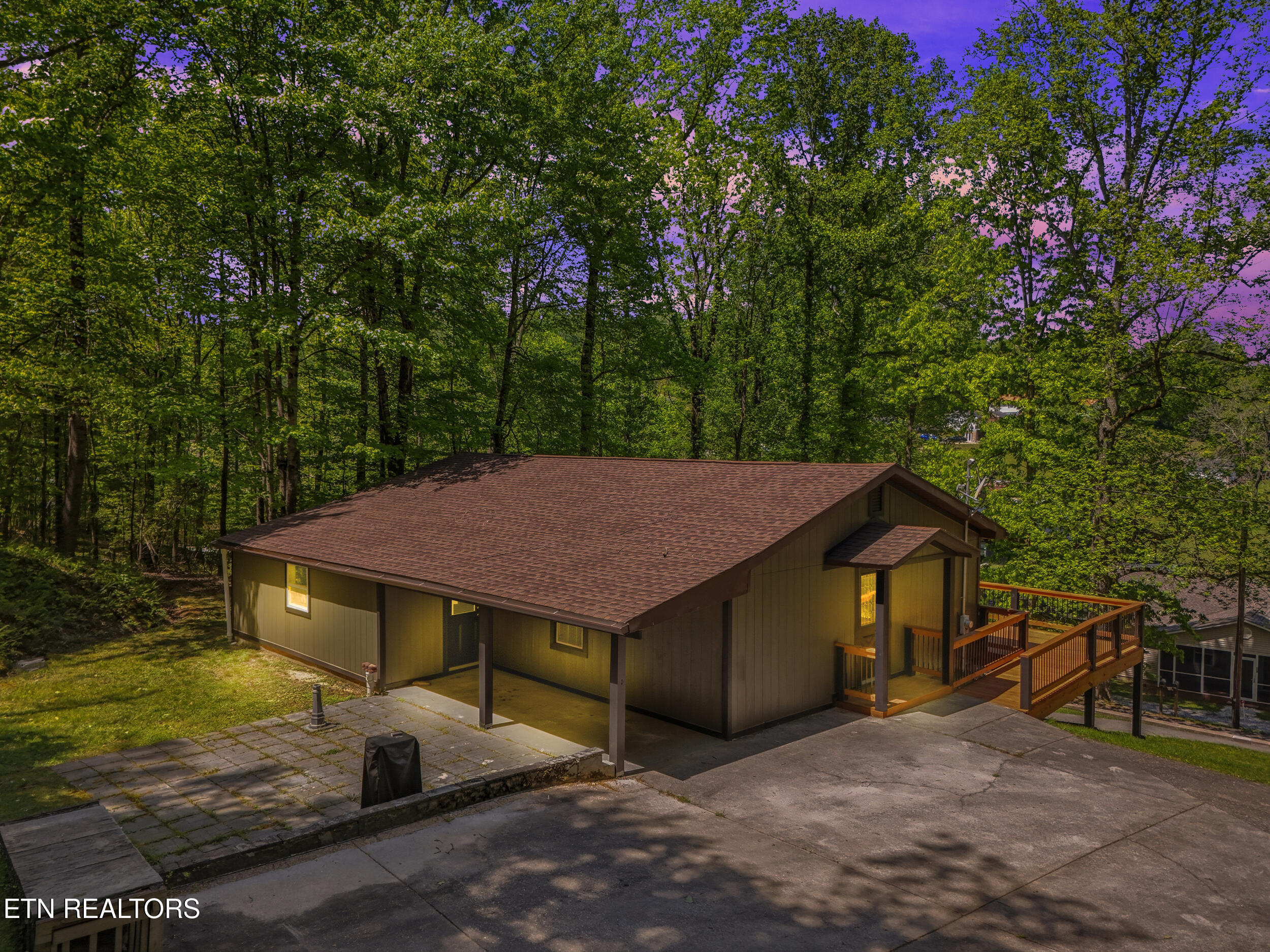 118 Clark Lane Harriman TN 37748