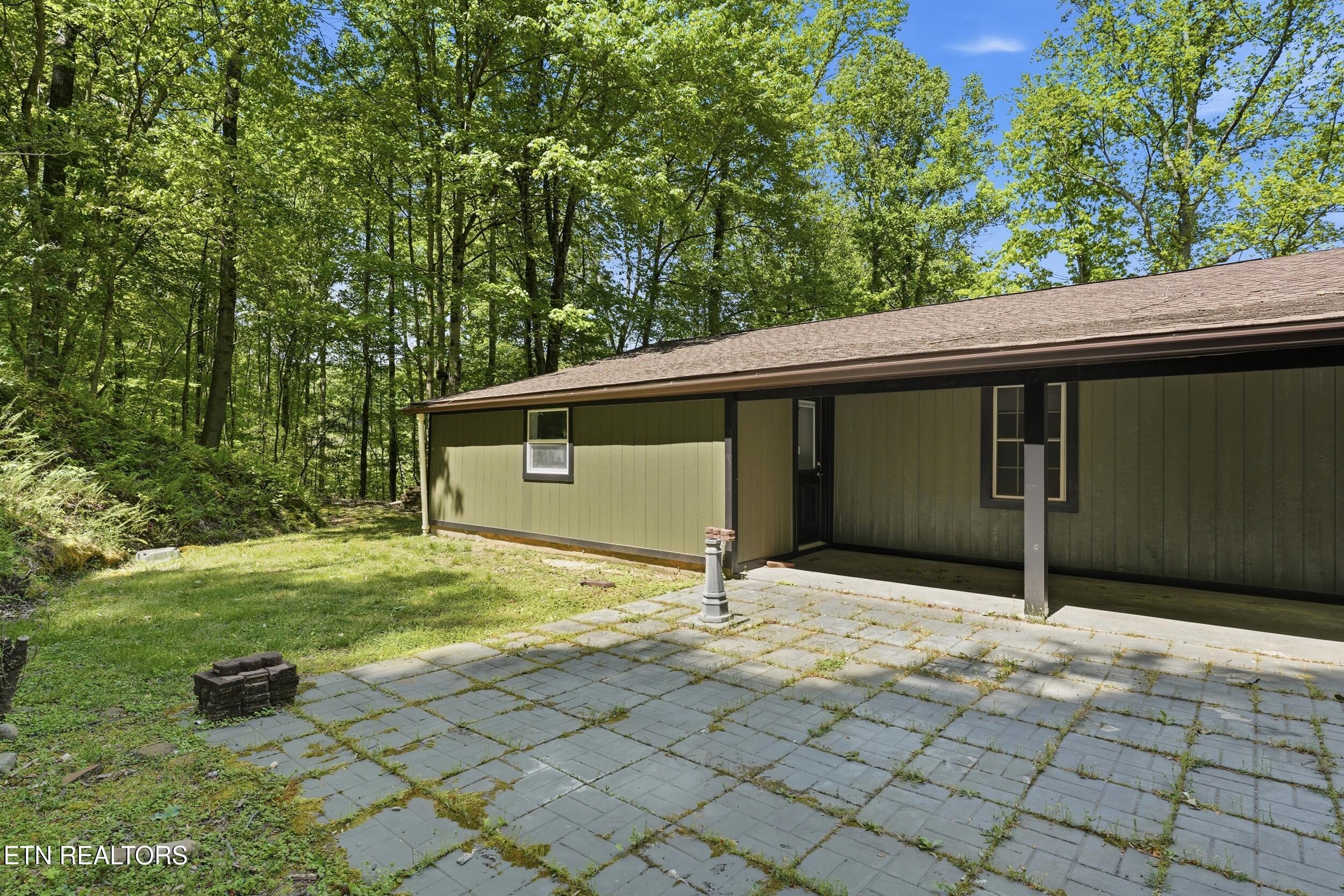 118 Clark Lane Harriman TN 37748