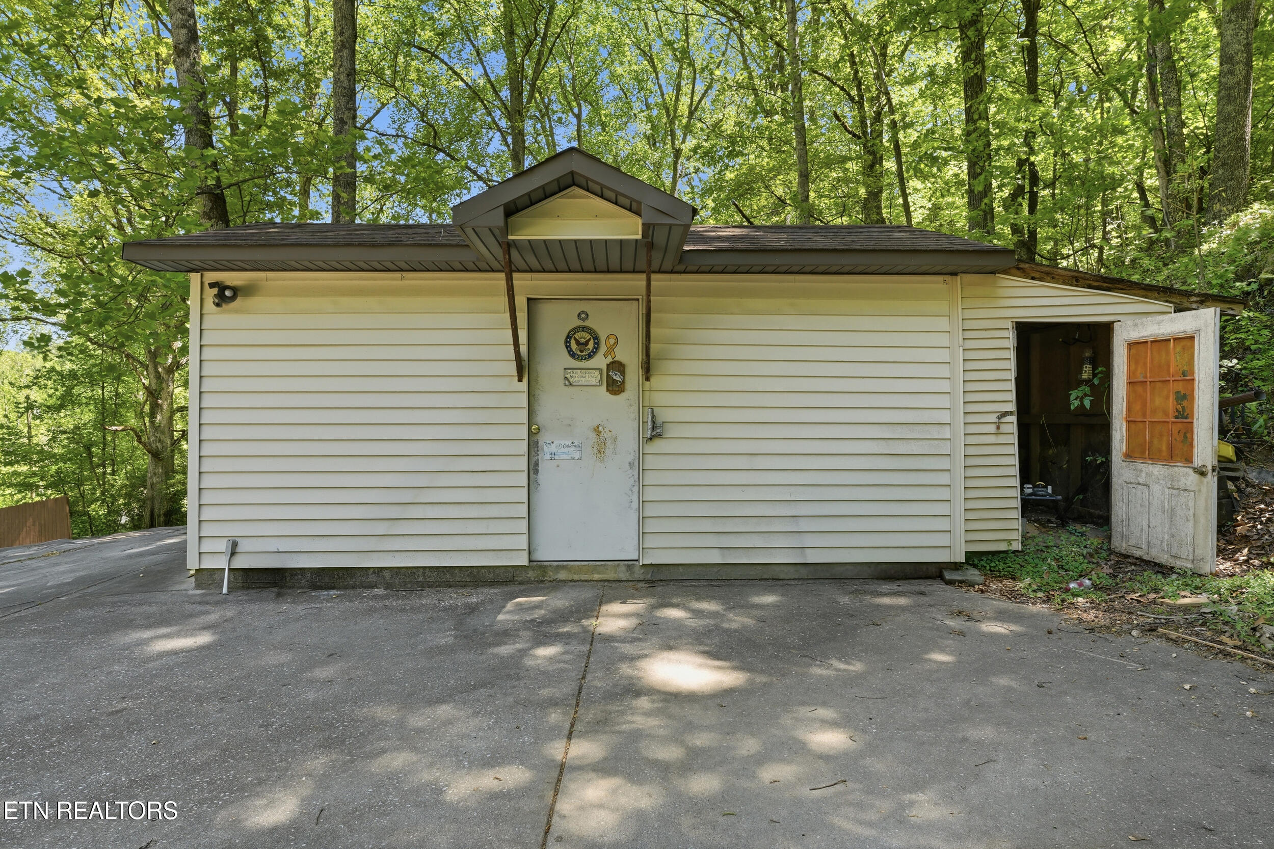 118 Clark Lane Harriman TN 37748