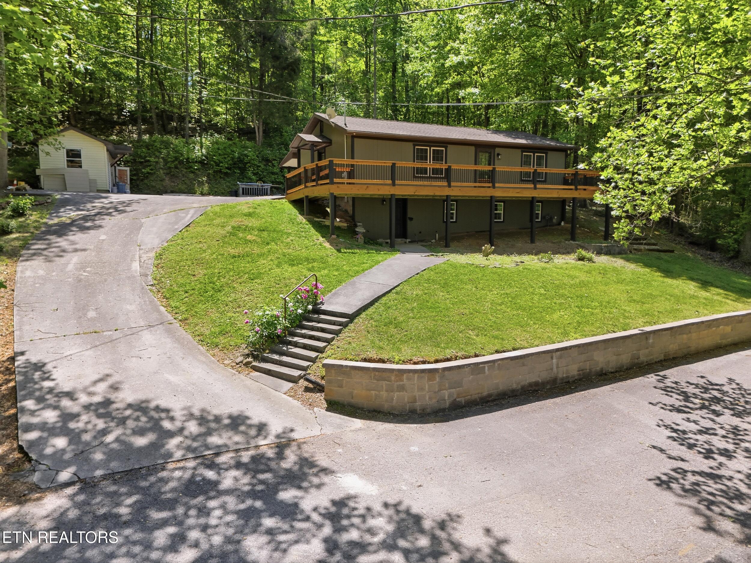 118 Clark Lane Harriman TN 37748