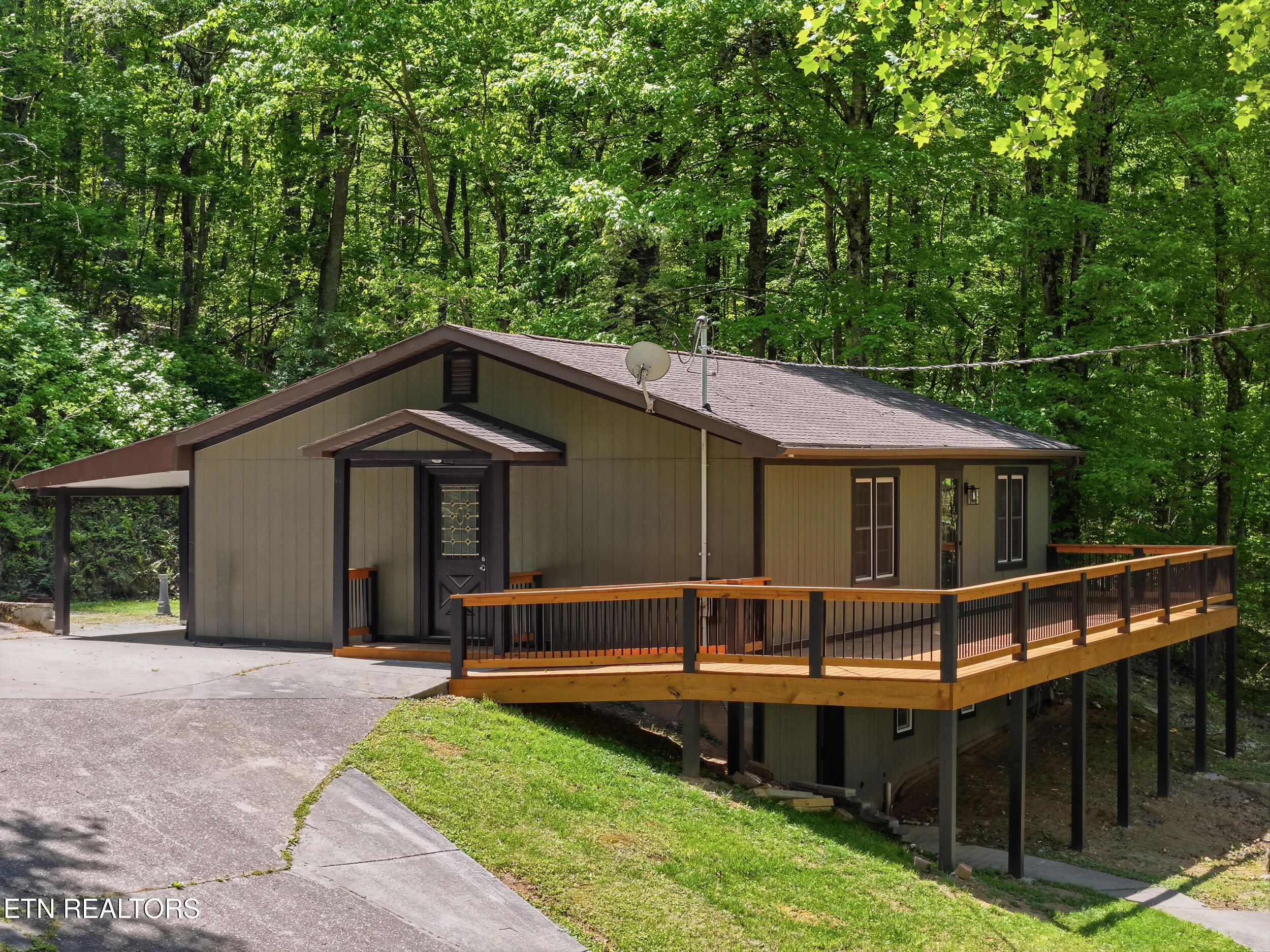 118 Clark Lane Harriman TN 37748
