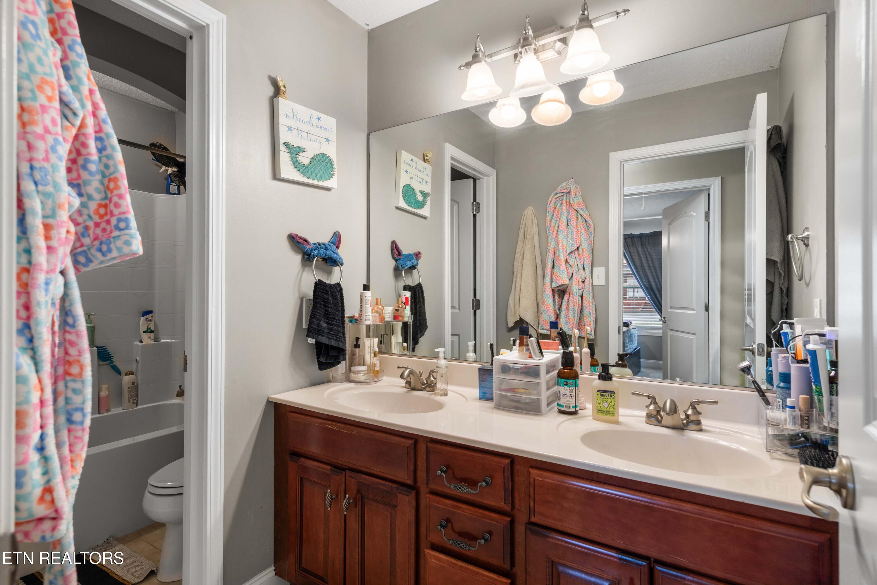 268 Windstone Boulevard Powell TN 37849