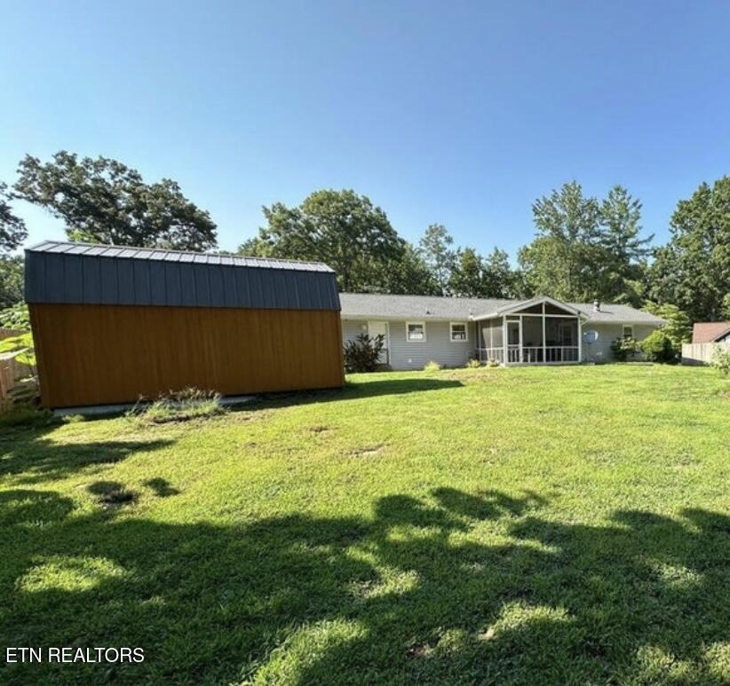 102 Oakwood Drive Clinton TN 37716