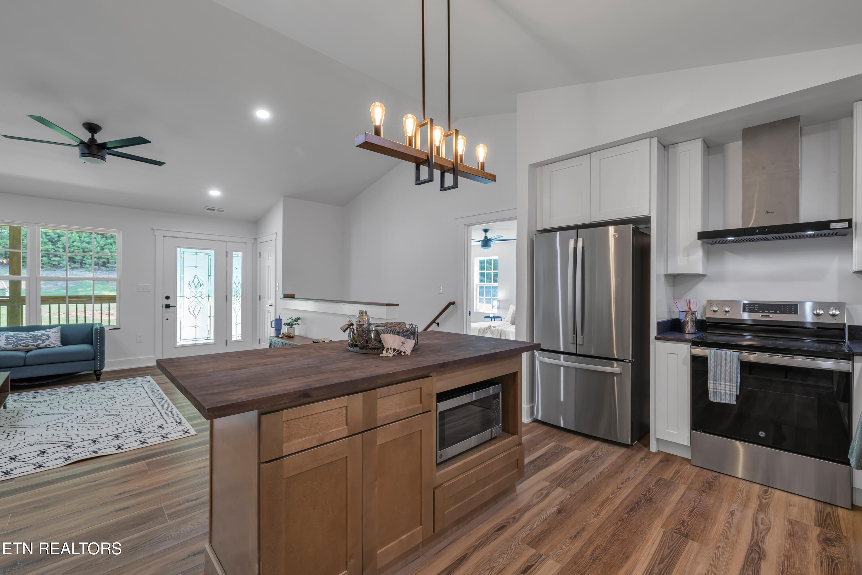 123 Cove Springs Drive Dandridge TN 37725