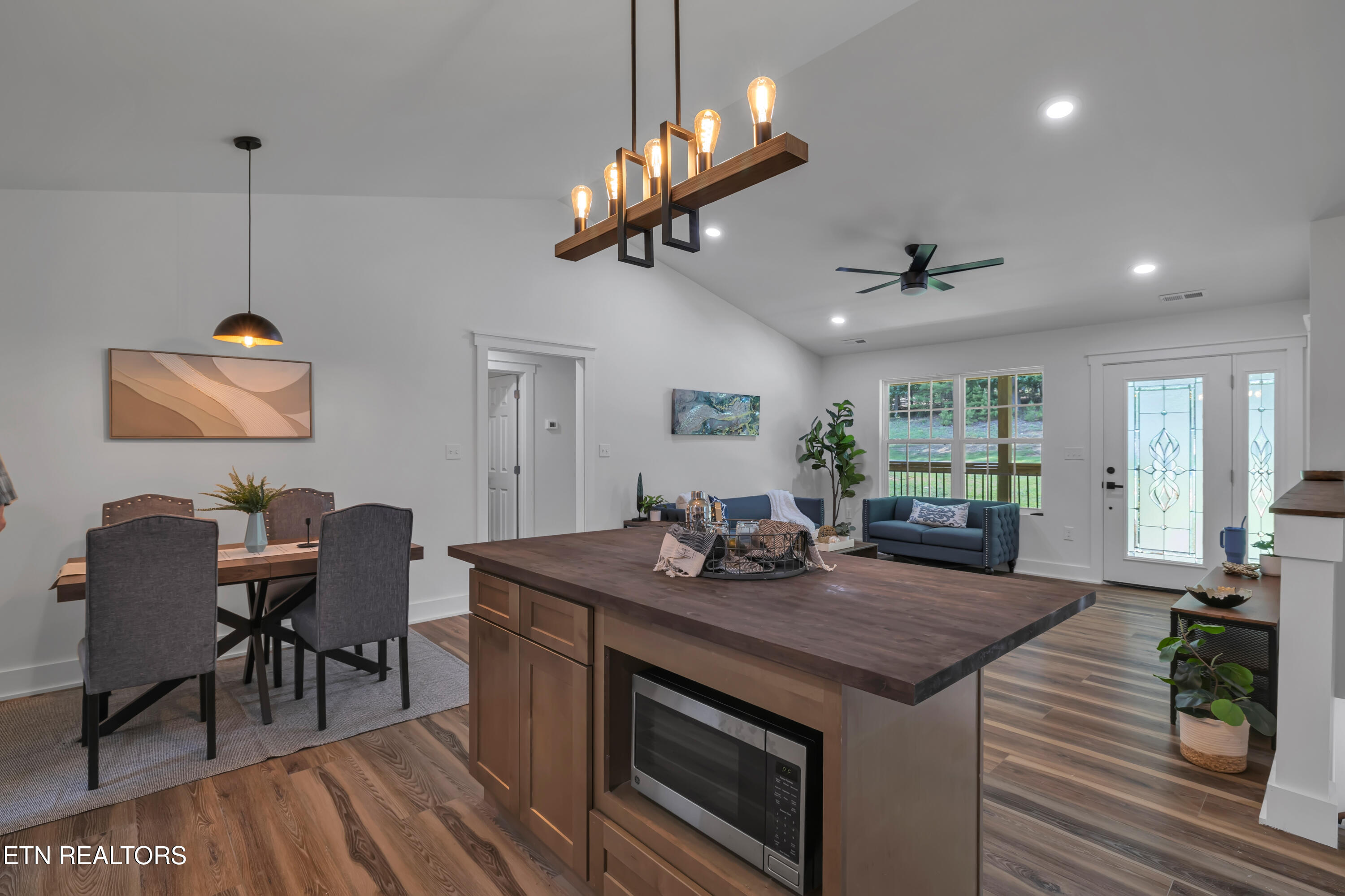 123 Cove Springs Drive Dandridge TN 37725