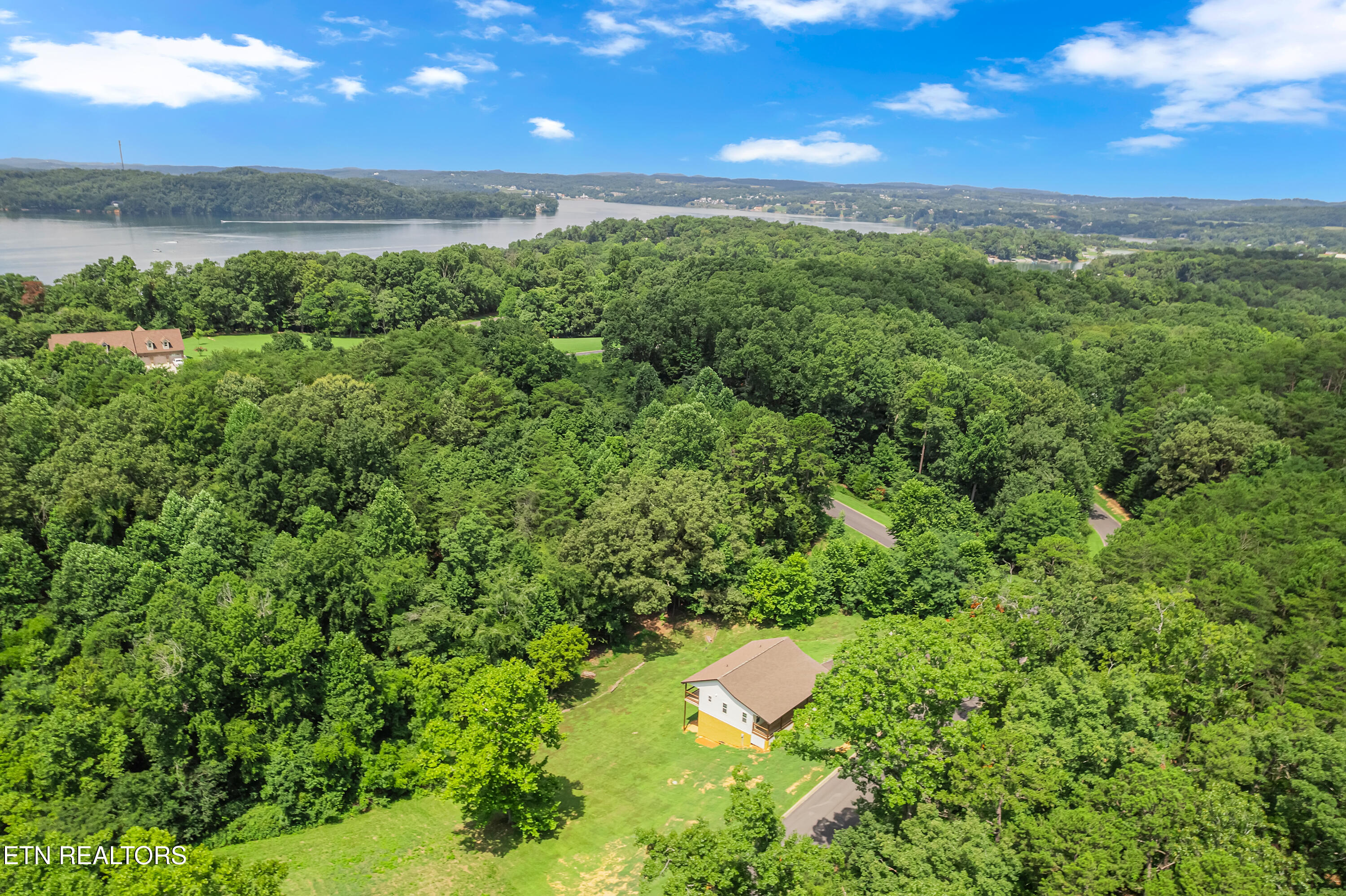 123 Cove Springs Drive Dandridge TN 37725