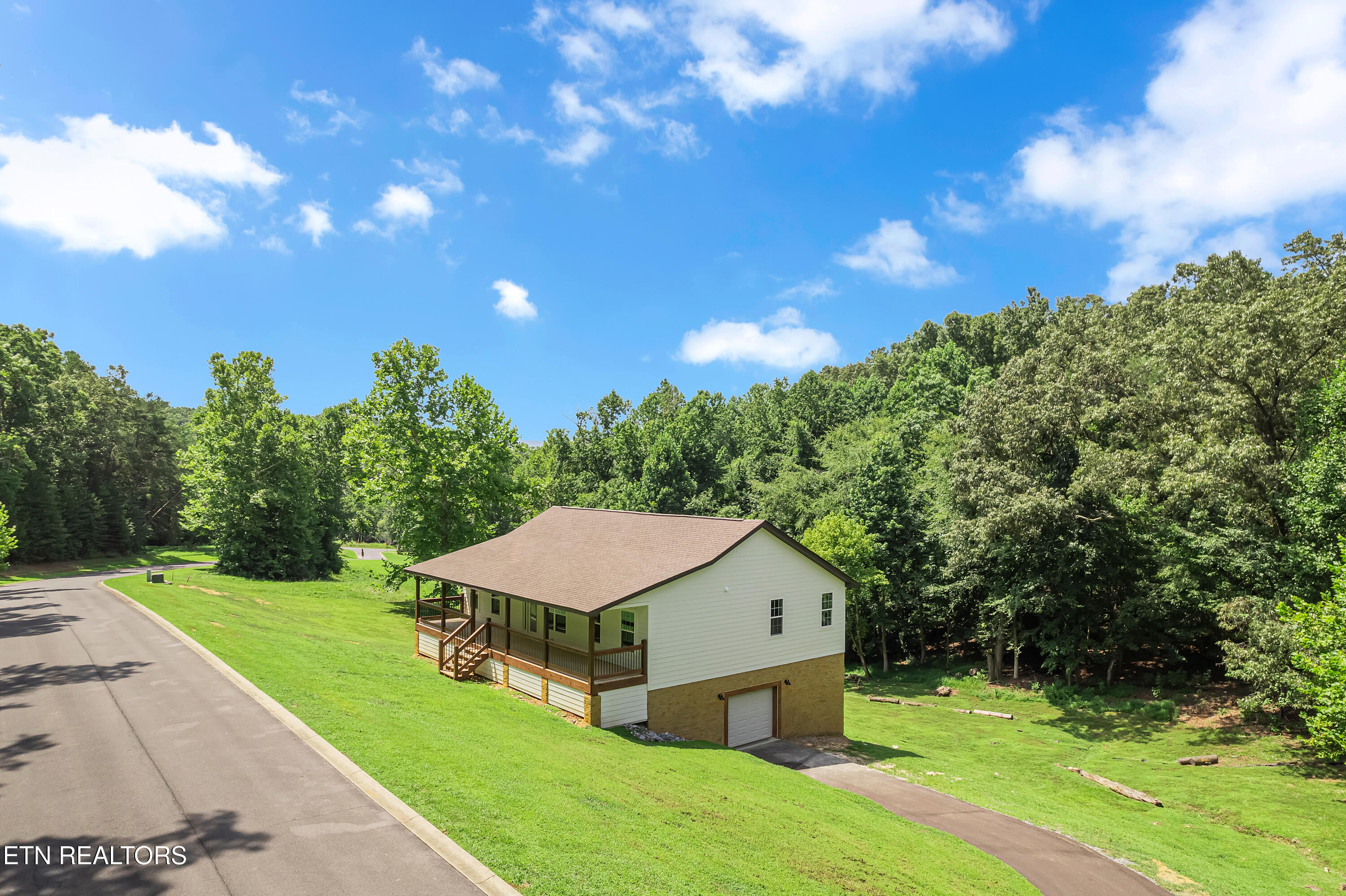 123 Cove Springs Drive Dandridge TN 37725