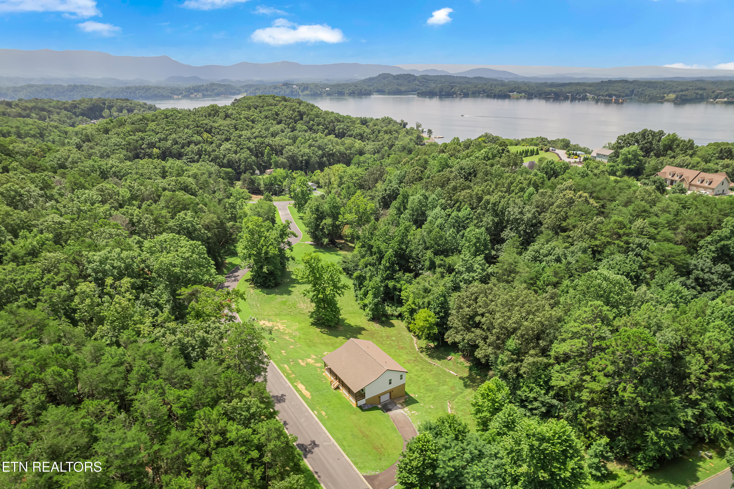 123 Cove Springs Drive Dandridge TN 37725