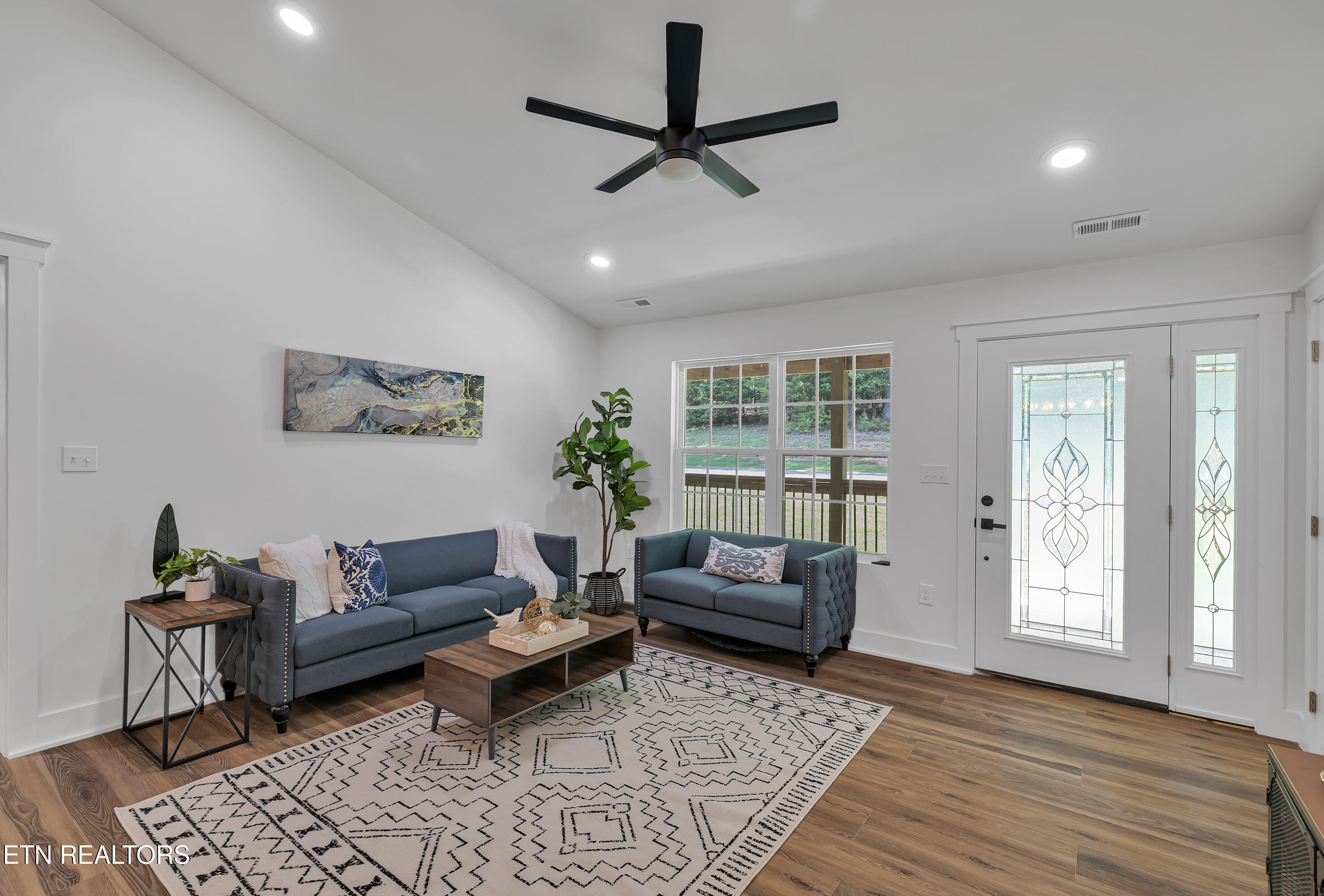 123 Cove Springs Drive Dandridge TN 37725