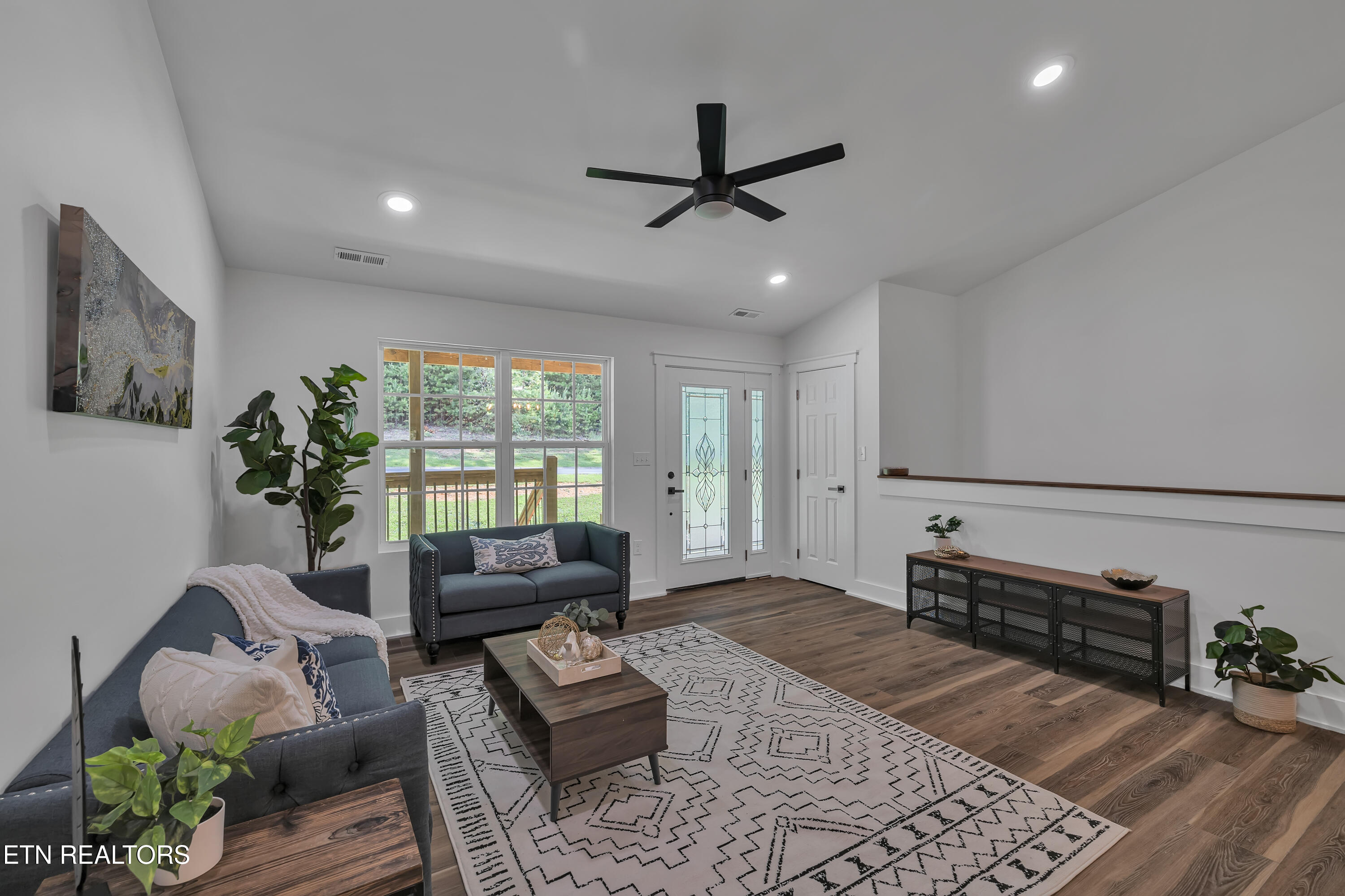 123 Cove Springs Drive Dandridge TN 37725