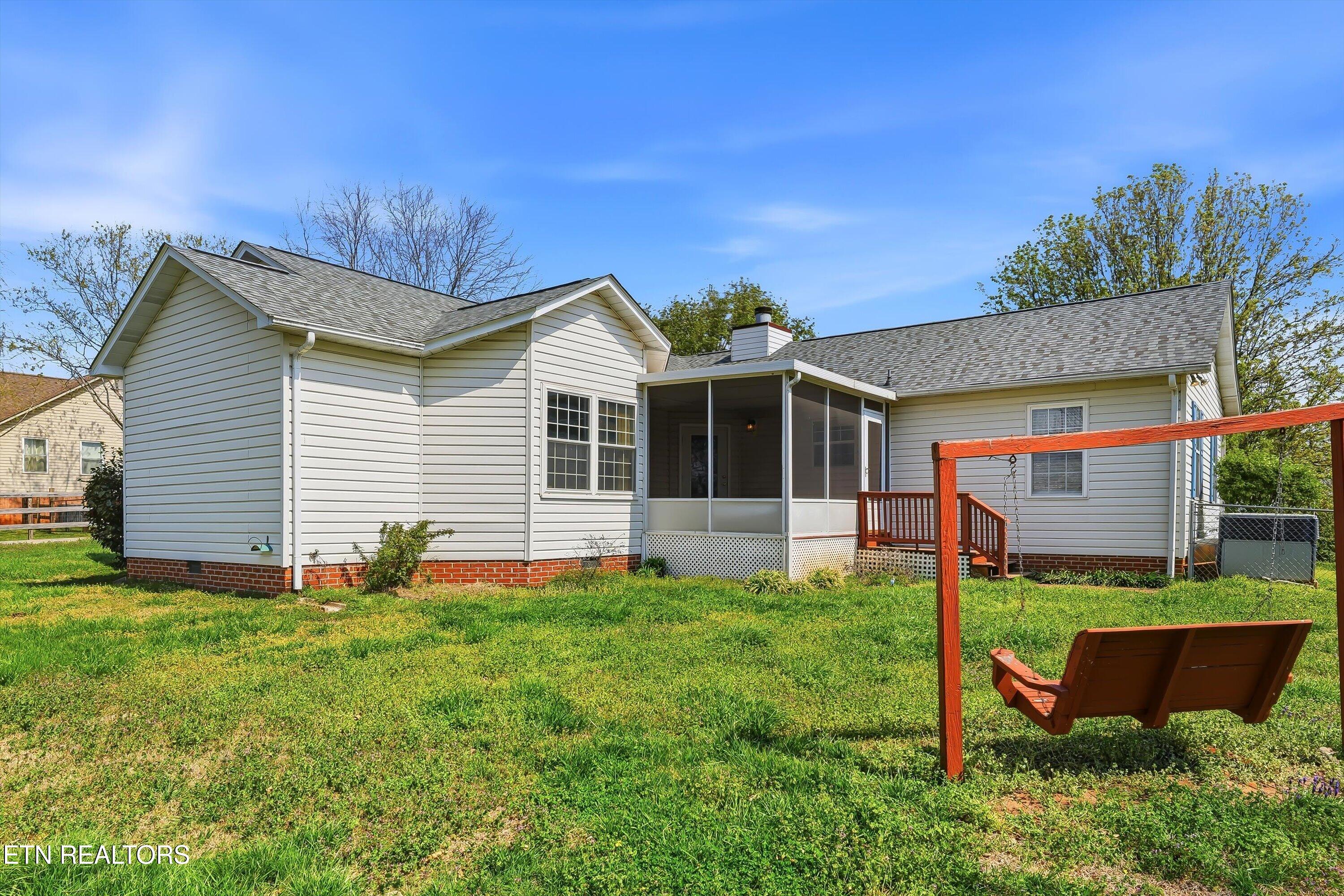 437 Wilaway Road Maryville TN 37801