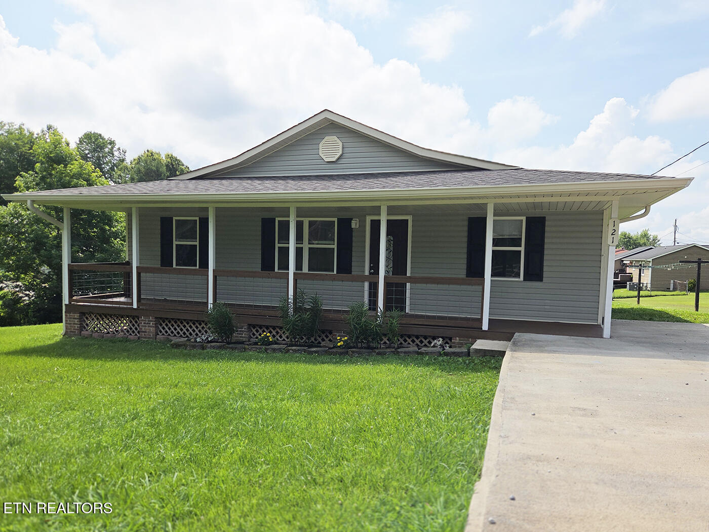 121 Willow Creek Road Wartburg TN 37887