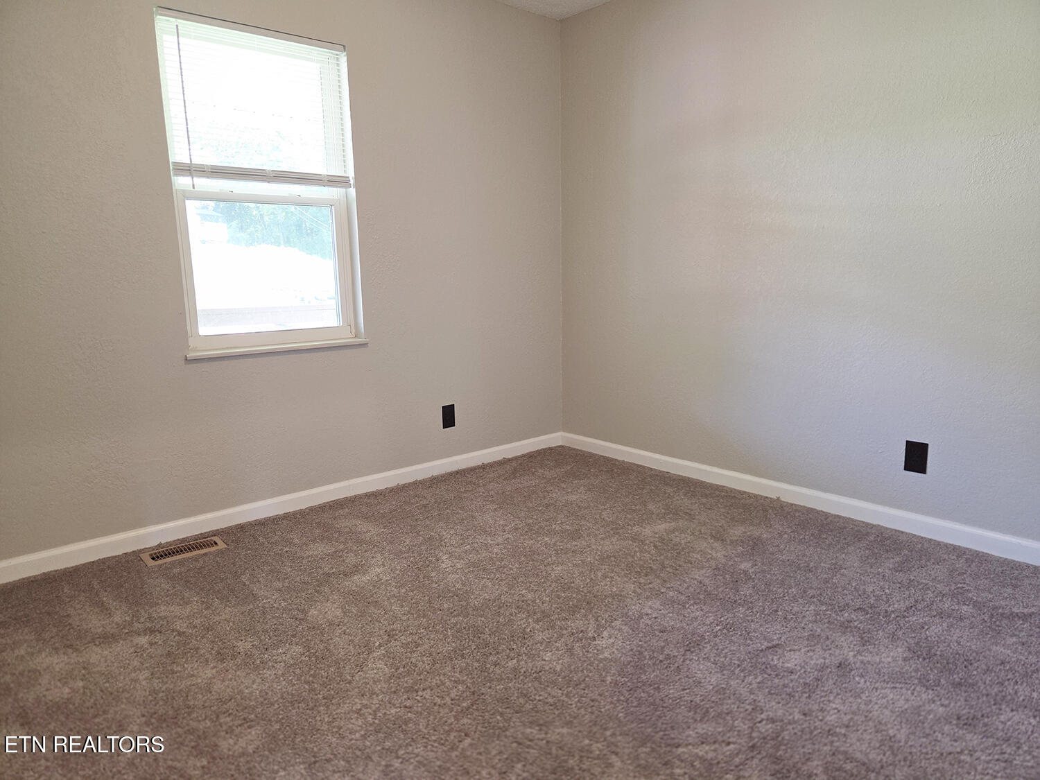 121 Willow Creek Road Wartburg TN 37887