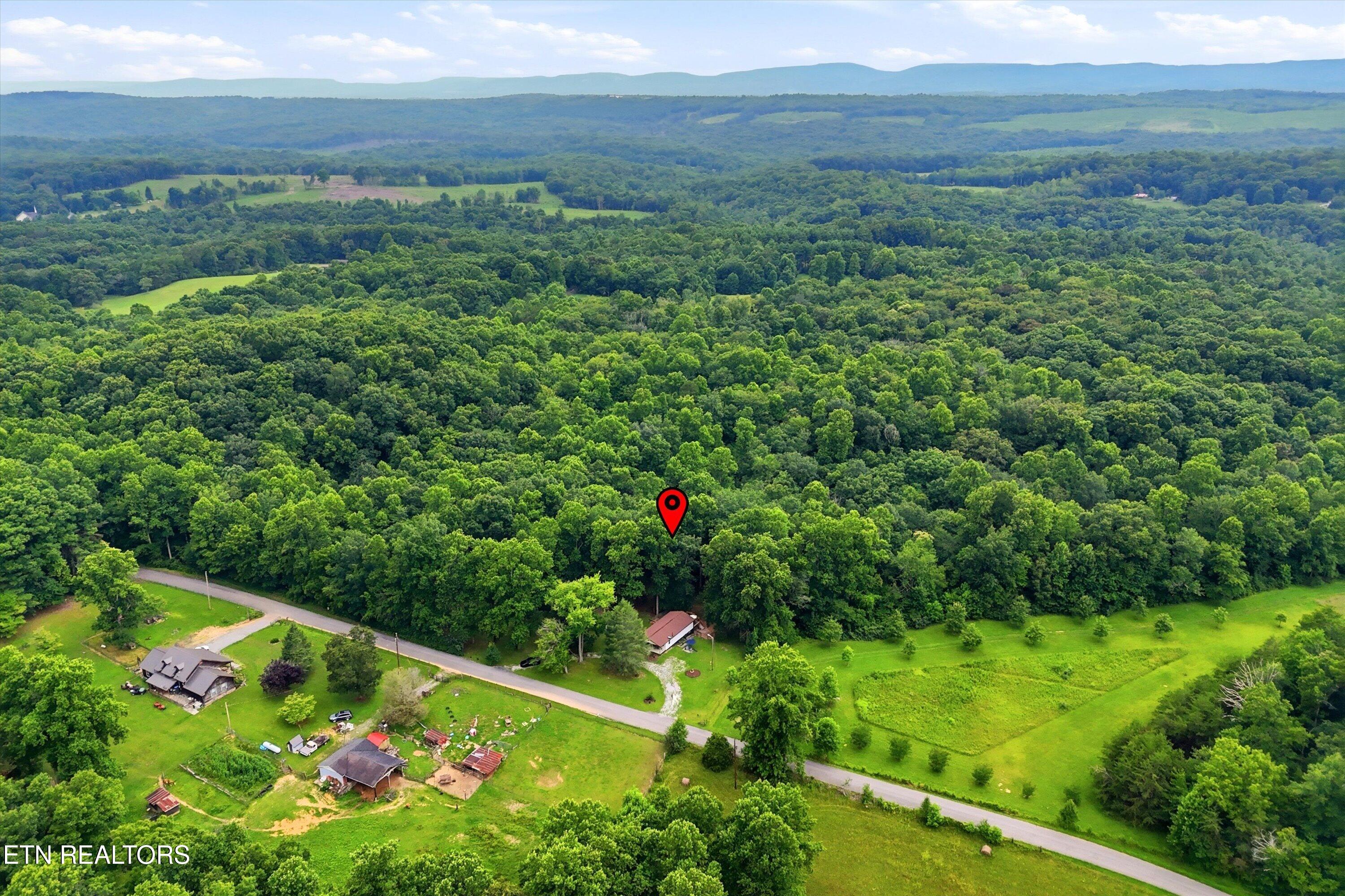 1968 Dry Hill Road Rockwood TN 37854