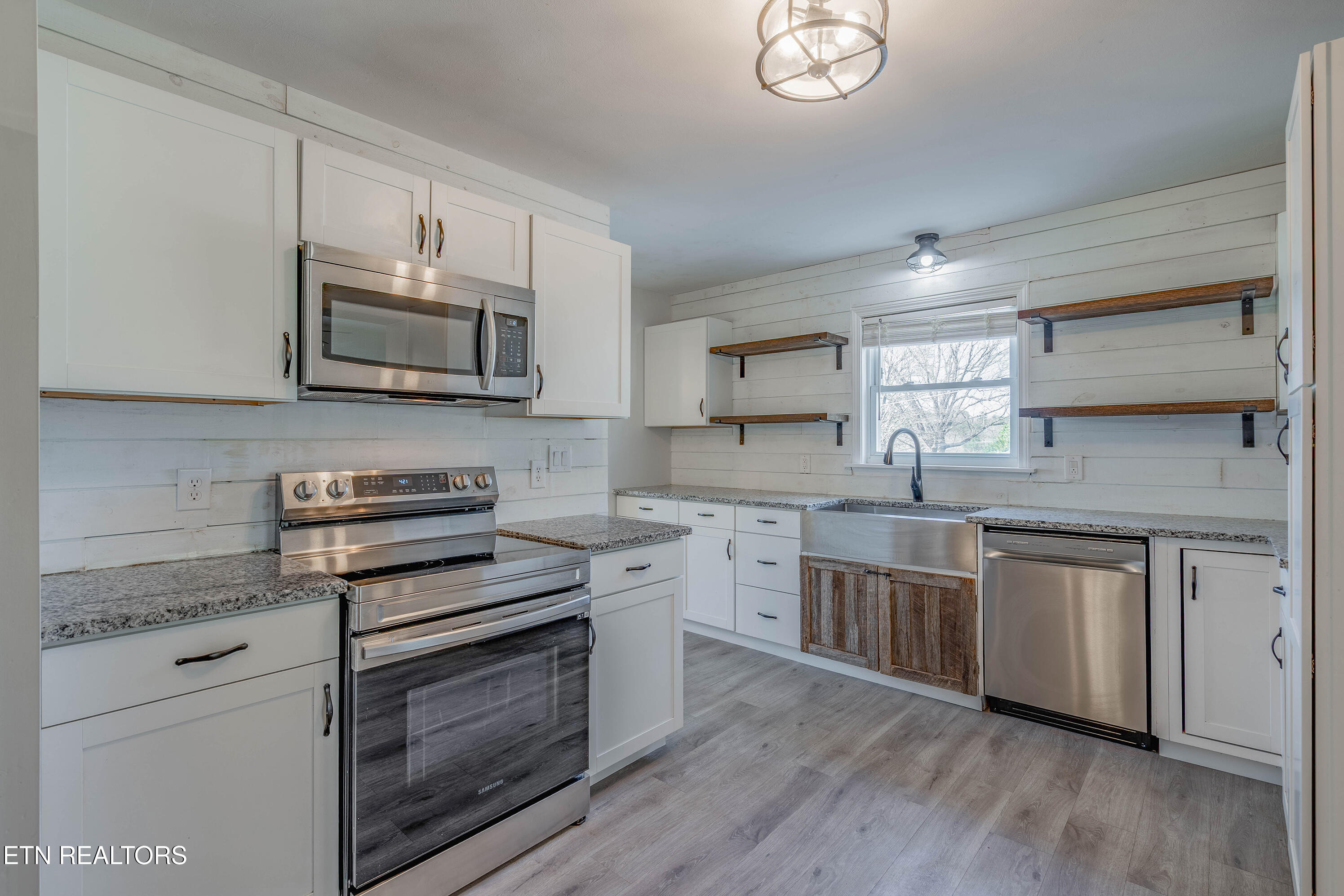 2000 Bays Mountain Road Knoxville TN 37920