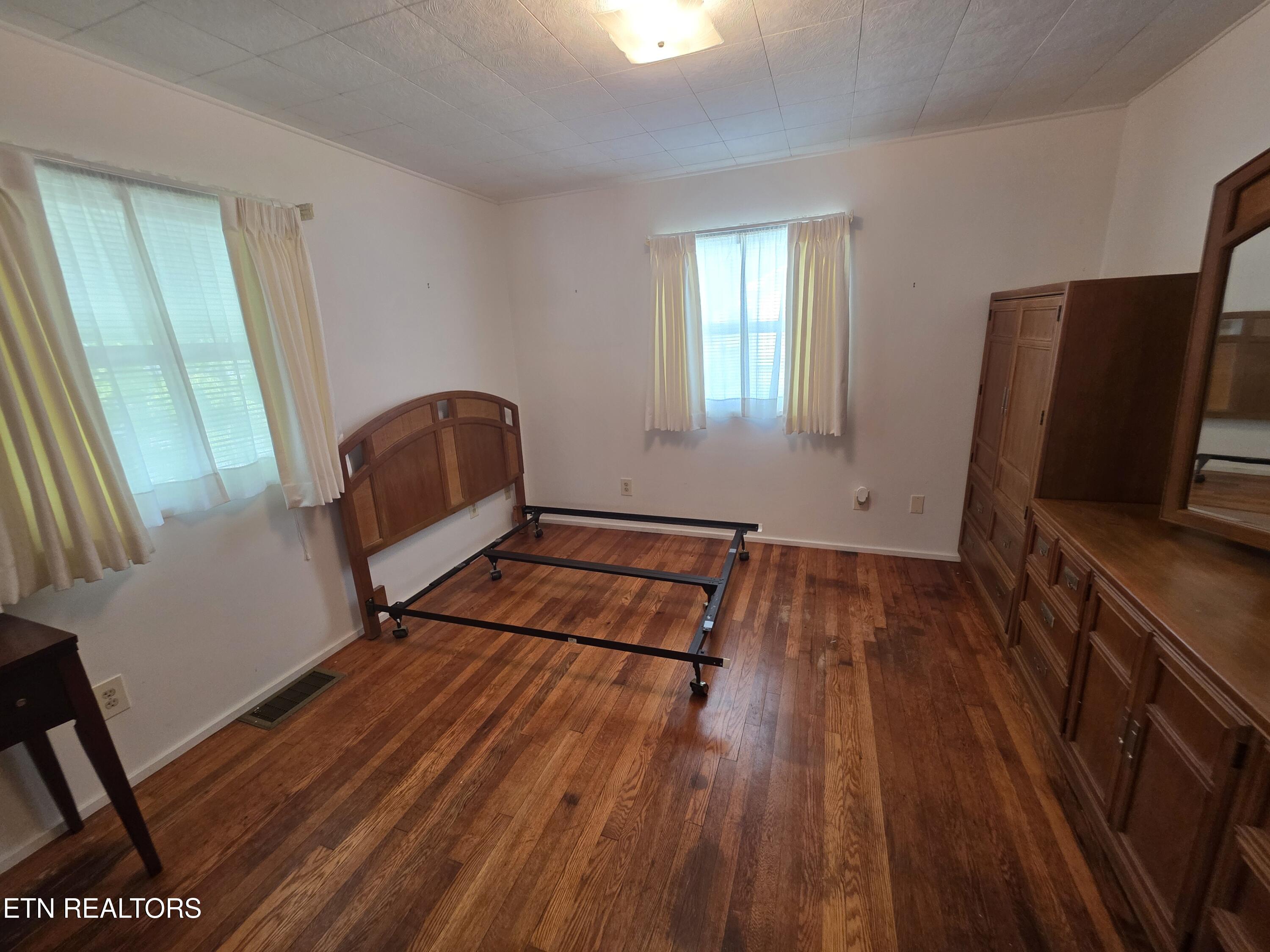 107 W Pawley Road Oak Ridge TN 37830