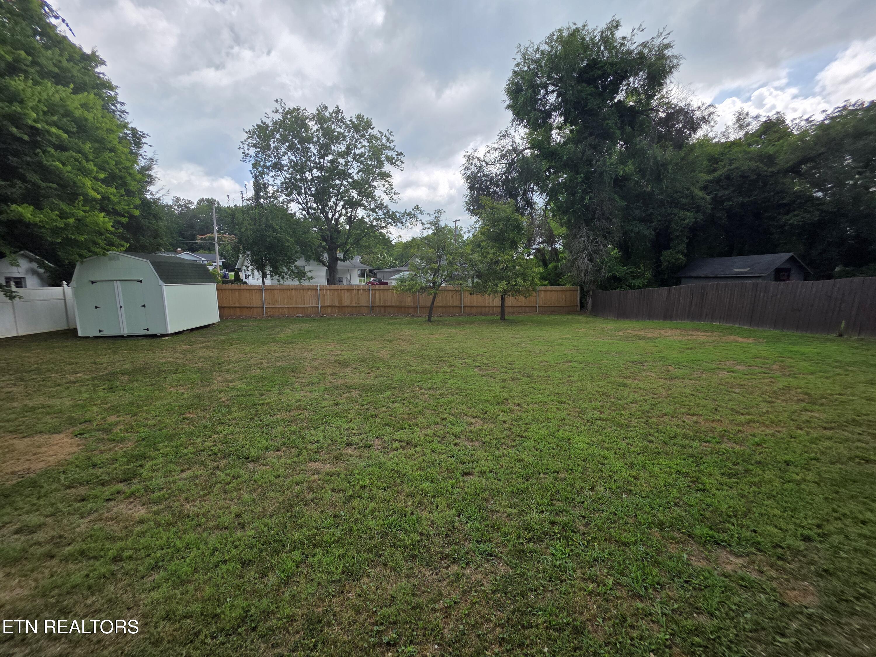 107 W Pawley Road Oak Ridge TN 37830