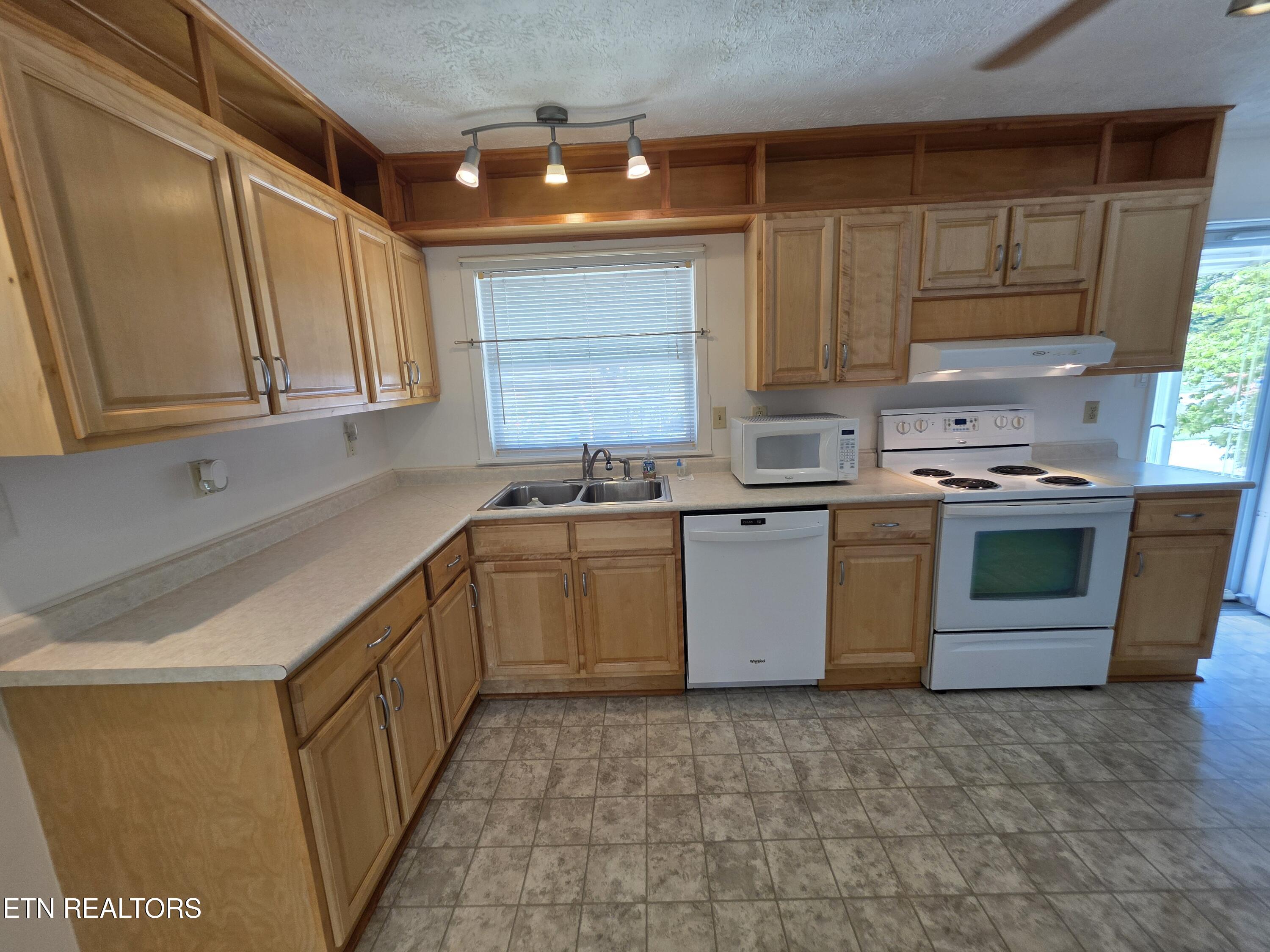 107 W Pawley Road Oak Ridge TN 37830