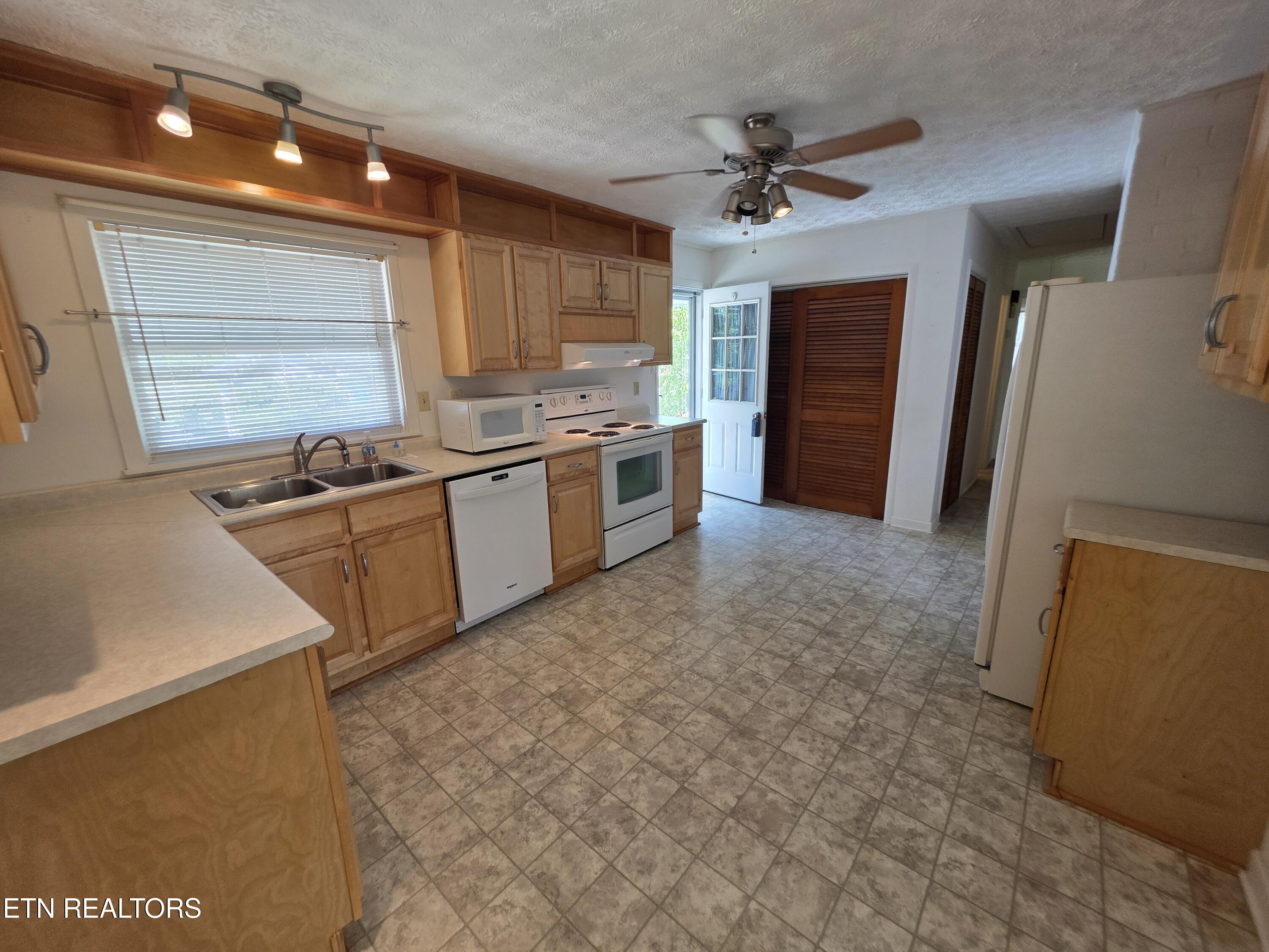 107 W Pawley Road Oak Ridge TN 37830