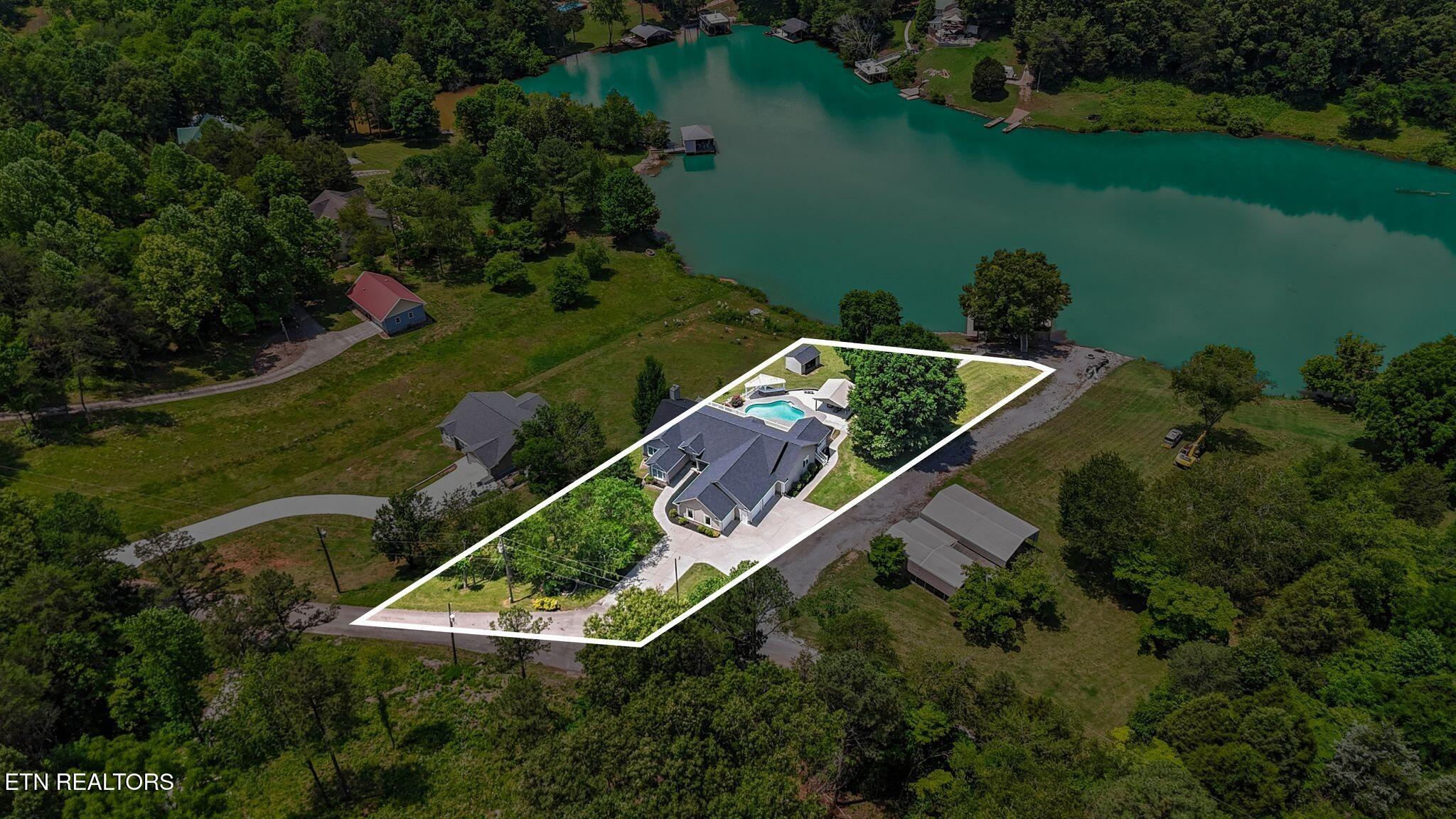177 Bat Creek Shores Lane Vonore TN 37885
