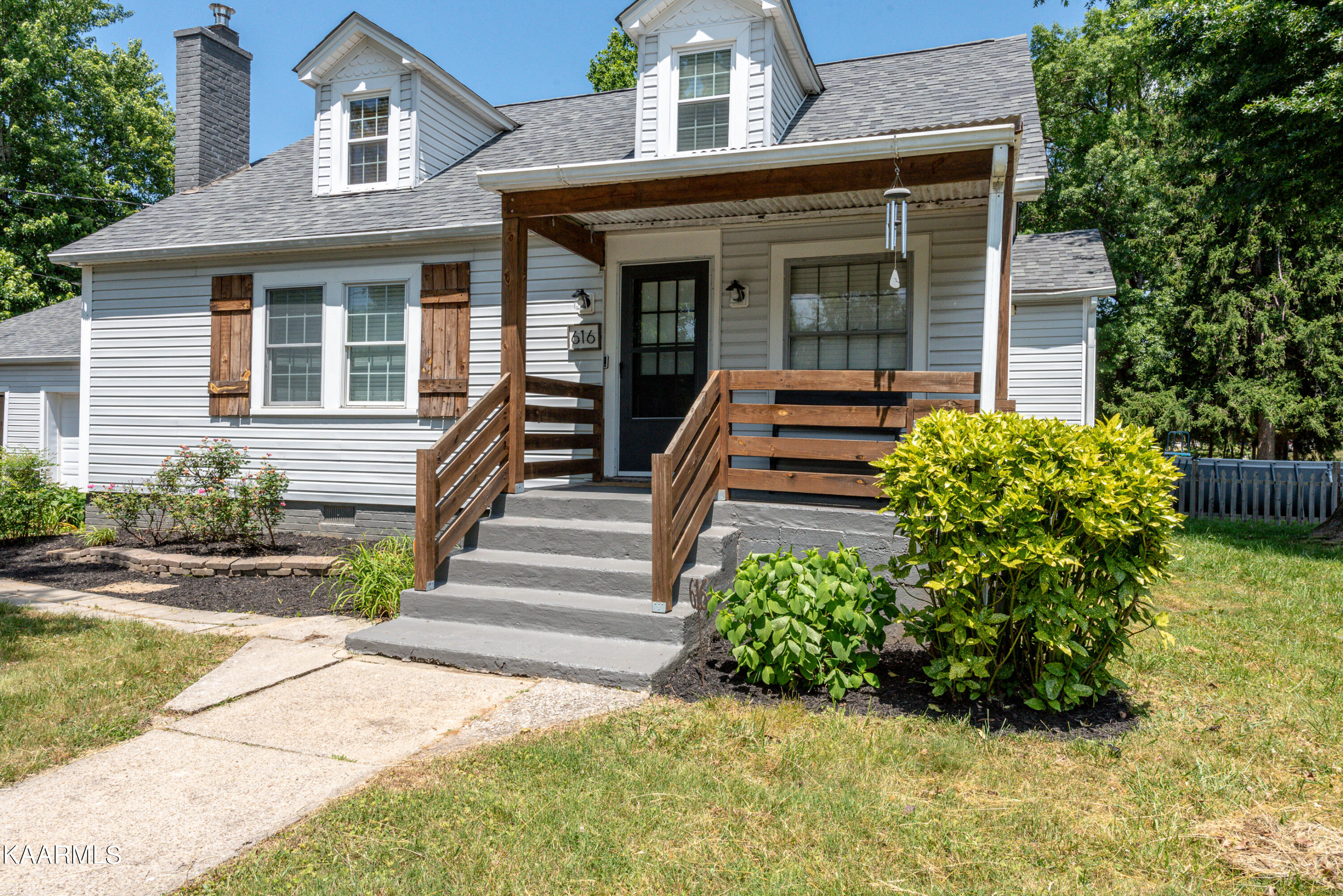 616 Short Street Maryville TN 37804