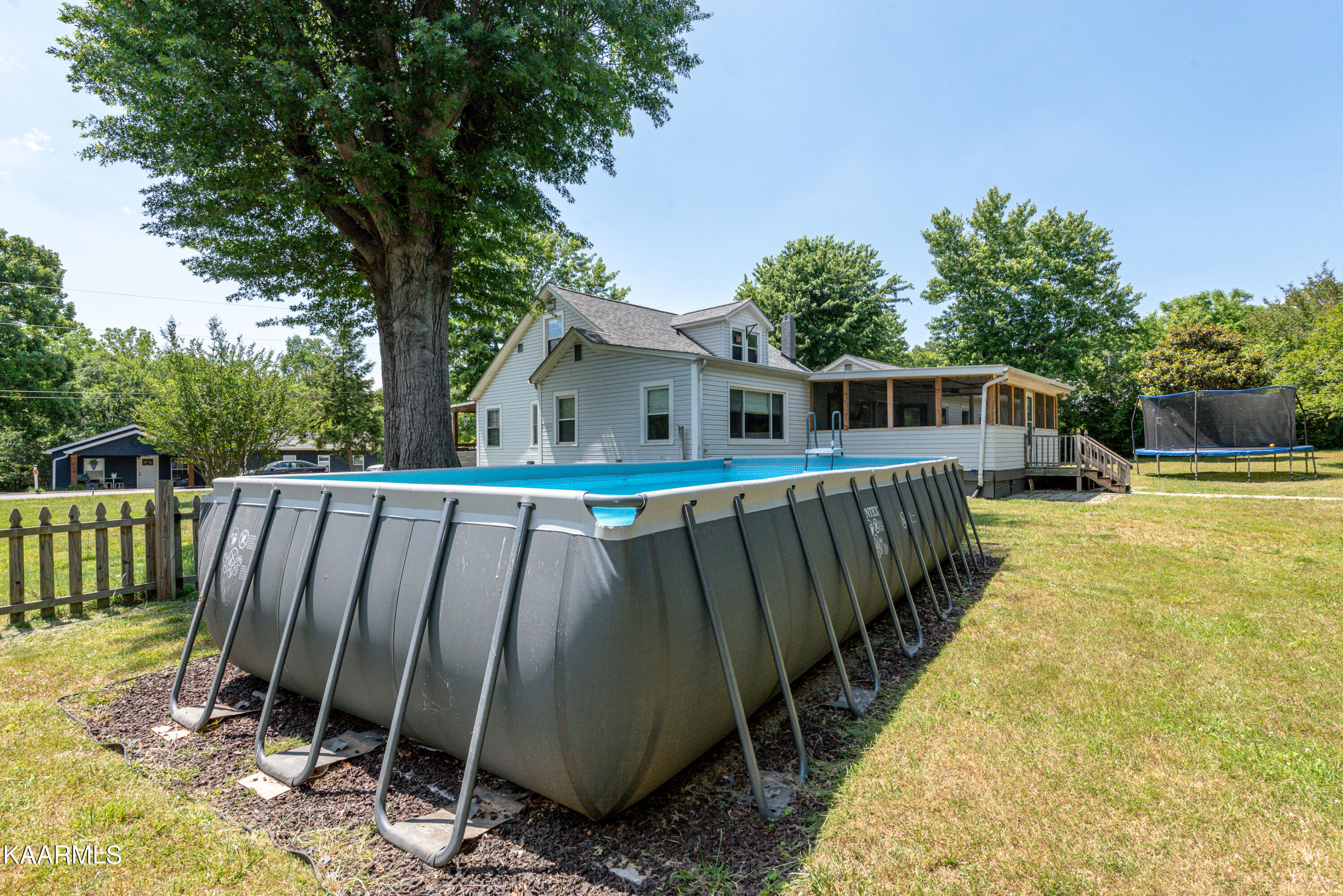 616 Short Street Maryville TN 37804
