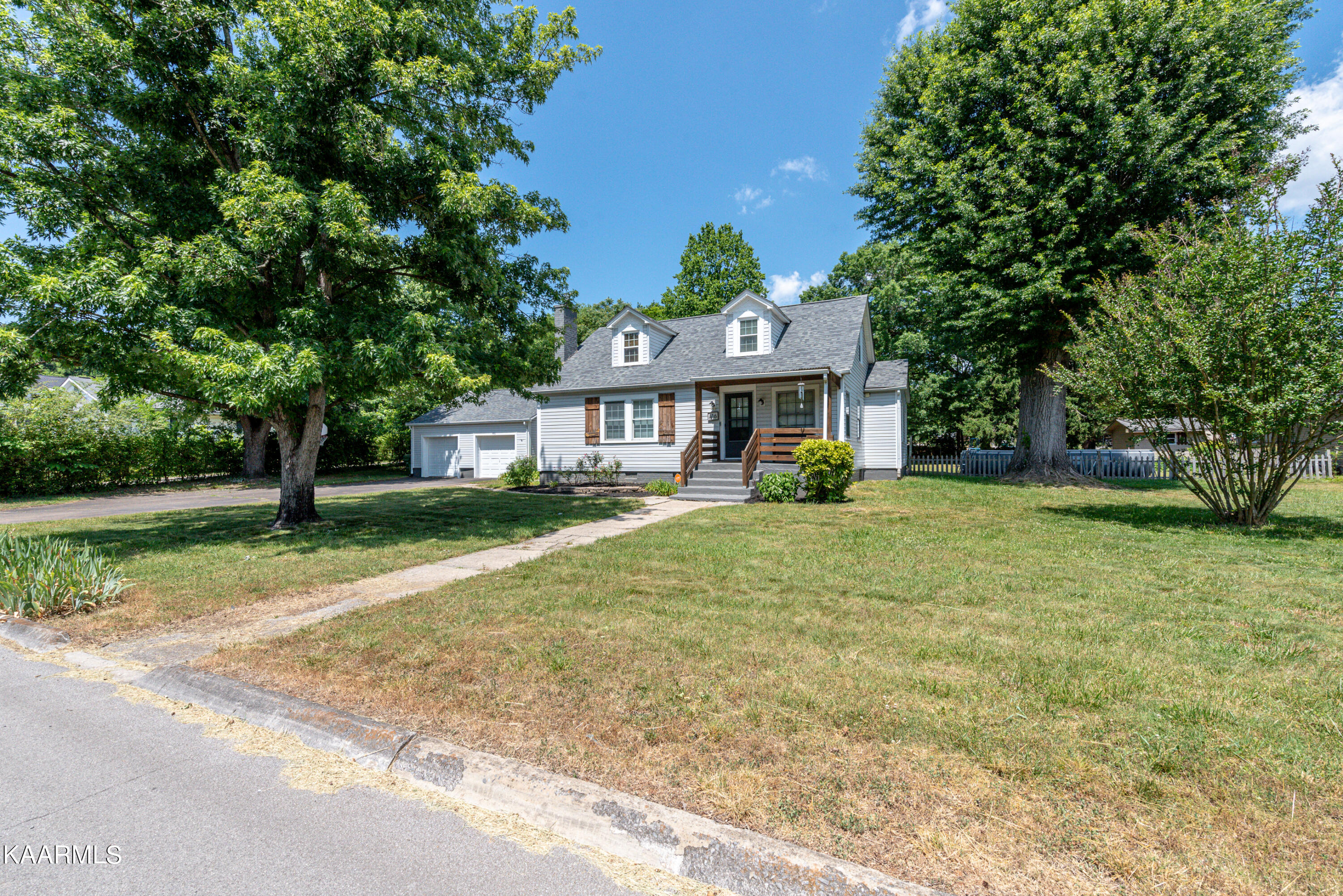 616 Short Street Maryville TN 37804