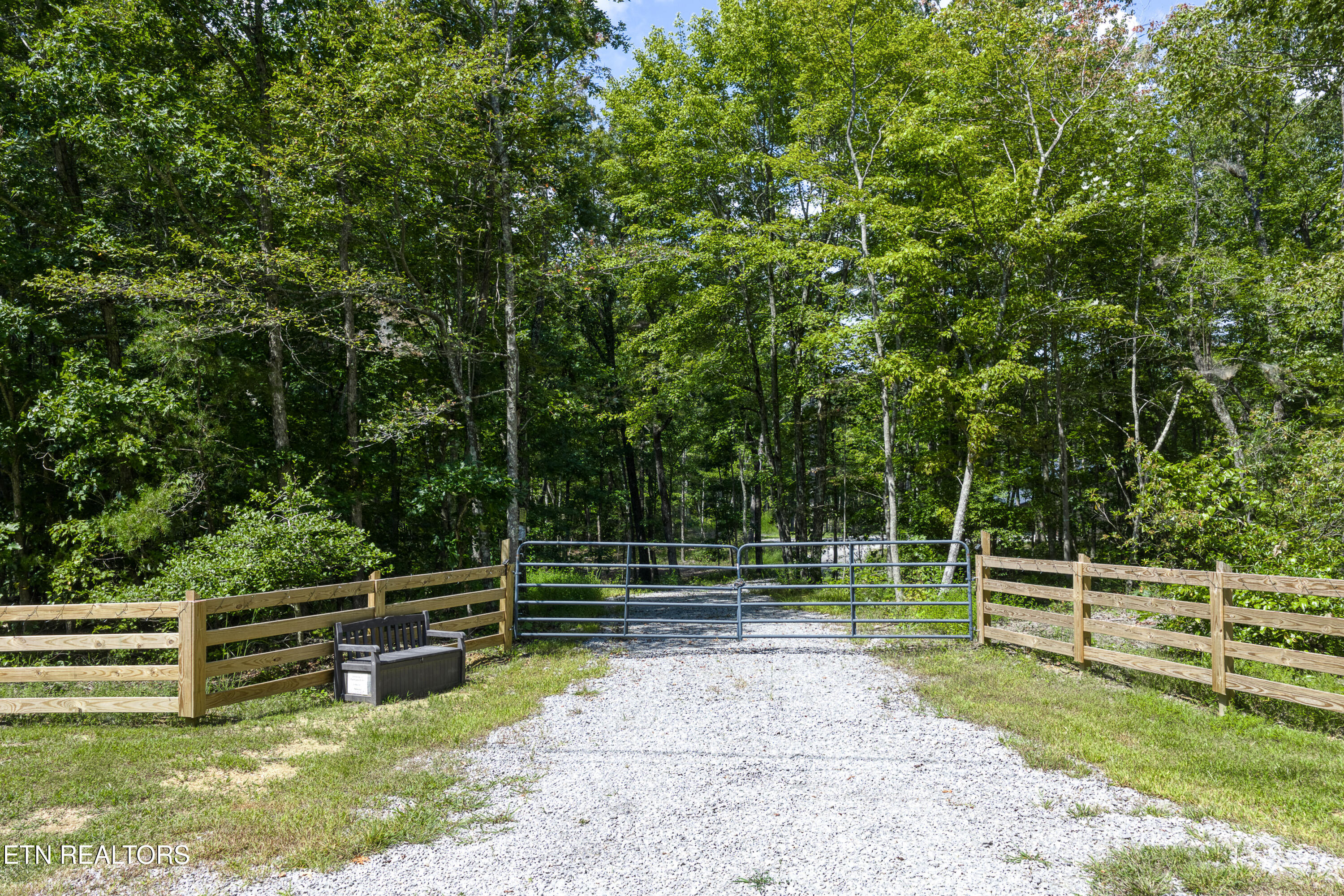 1532 E Overlook Road Monterey TN 38574