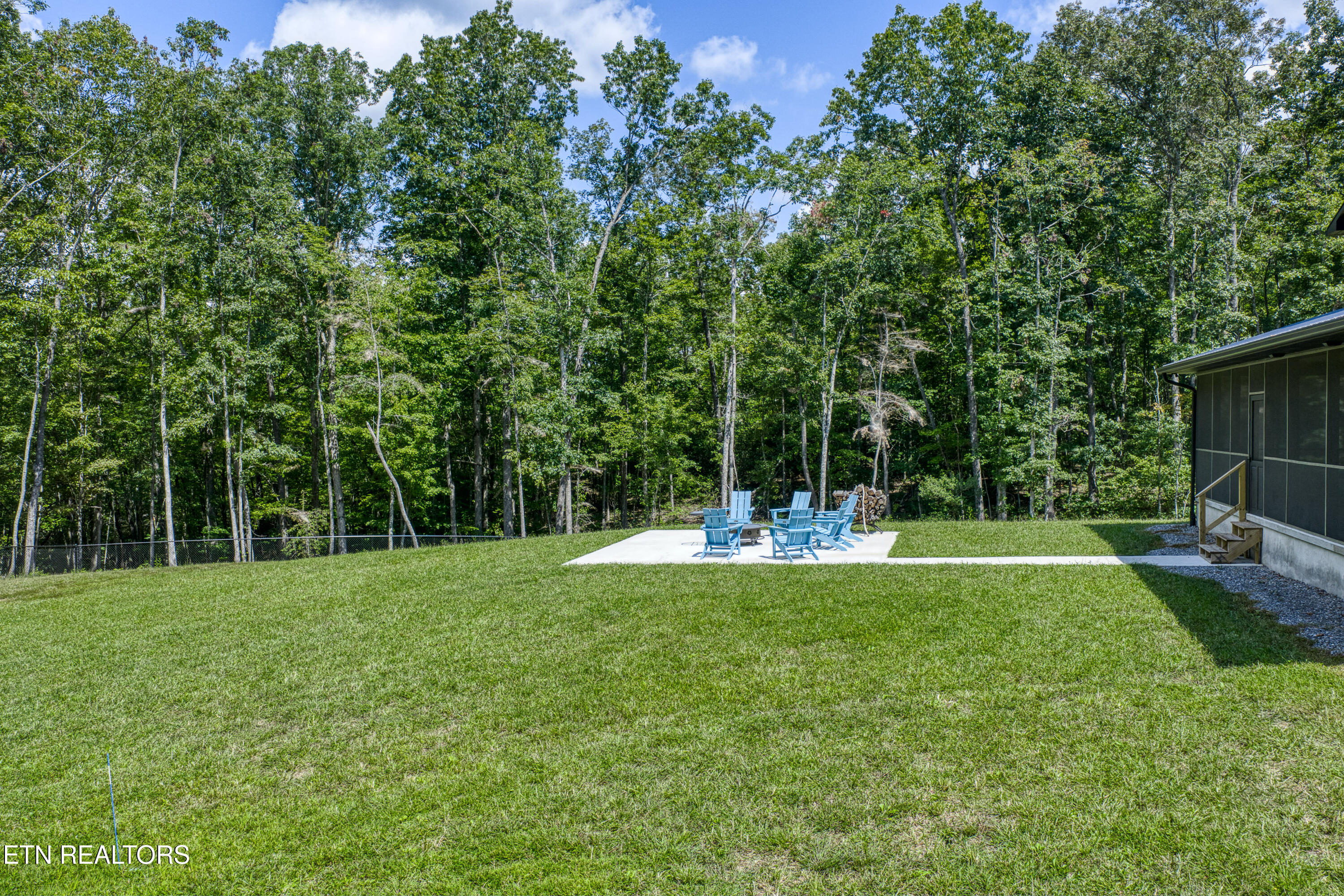 1532 E Overlook Road Monterey TN 38574