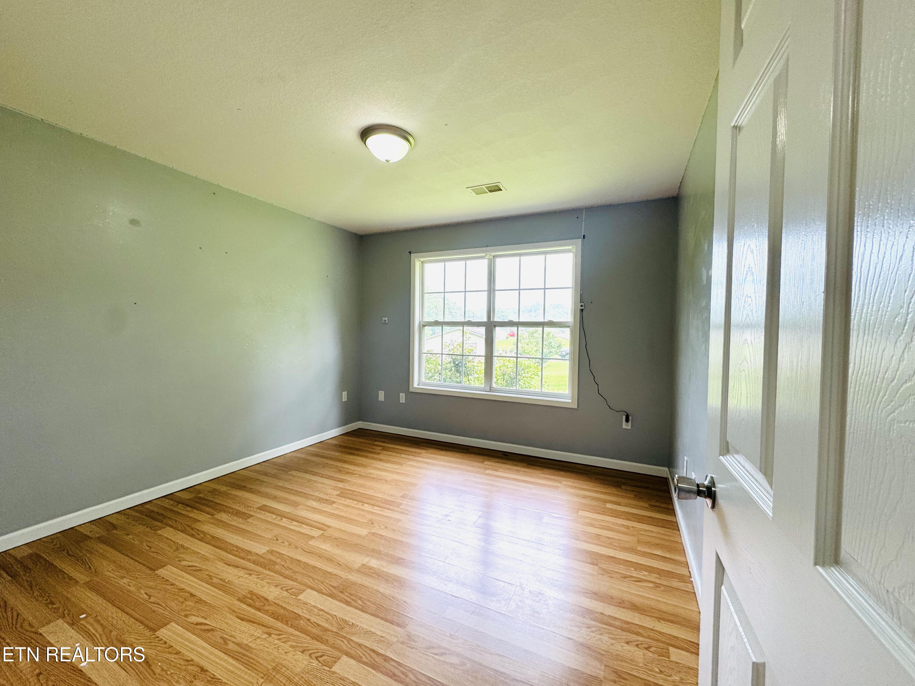 276 Parkview Drive Oneida TN 37841