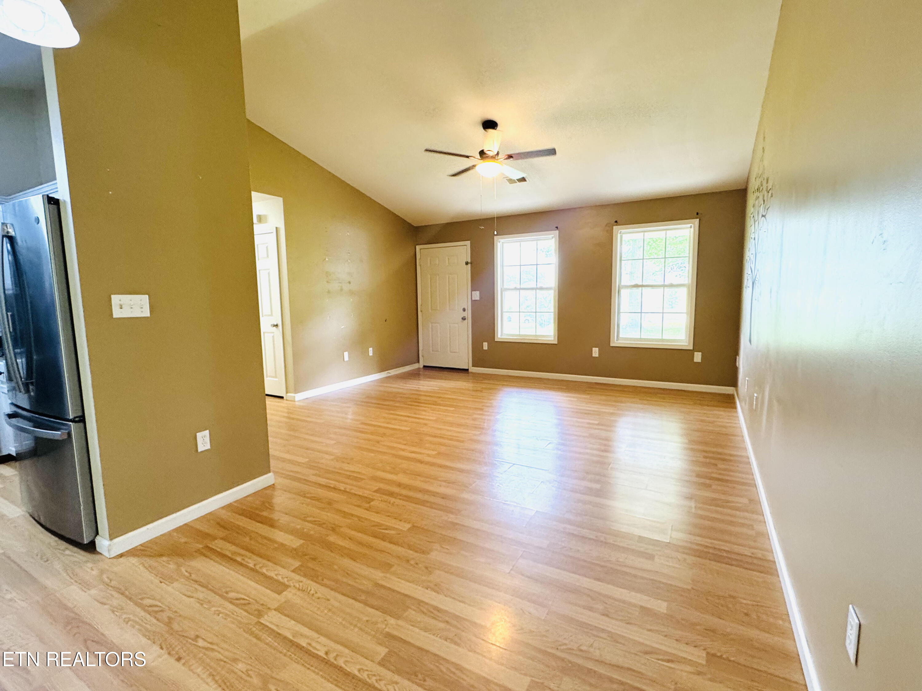 276 Parkview Drive Oneida TN 37841