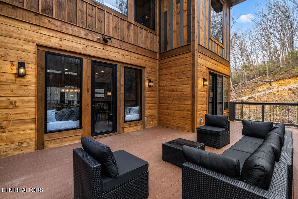 1880 Allen Way Sevierville TN 37862