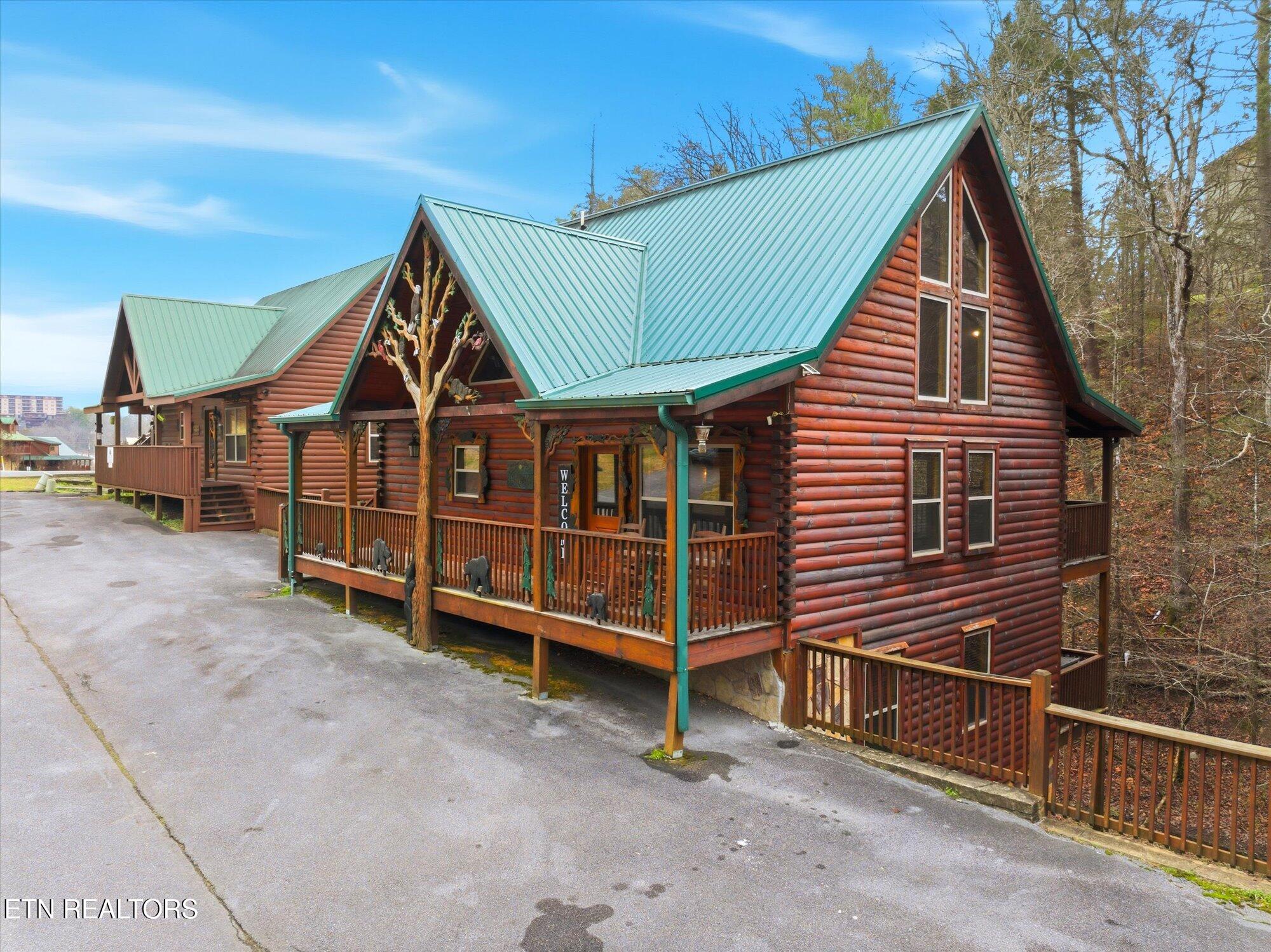 551 Blackberry Ridge Way Pigeon Forge TN 37863
