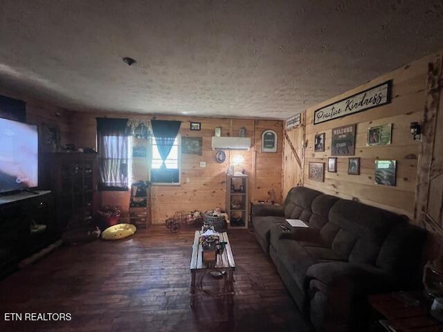 333 Nelson Road Speedwell TN 37870