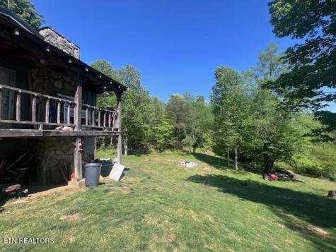 333 Nelson Road Speedwell TN 37870