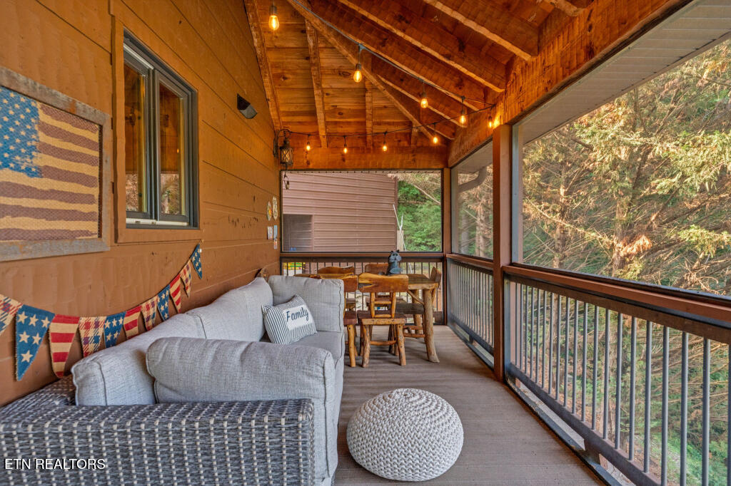 2648 Phlox Lane White Pine TN 37890