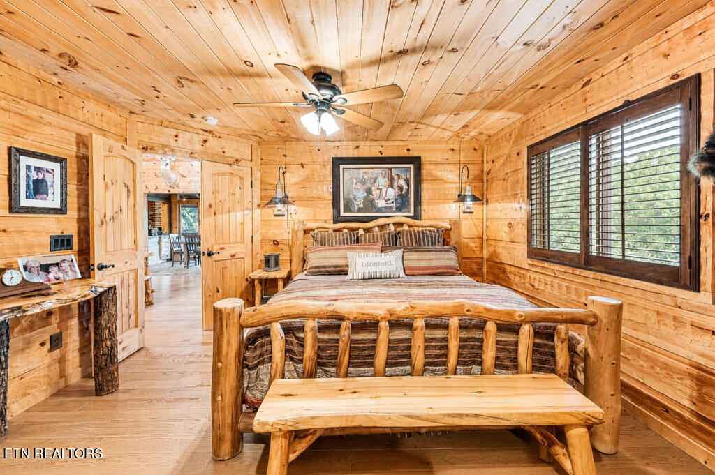 2648 Phlox Lane White Pine TN 37890