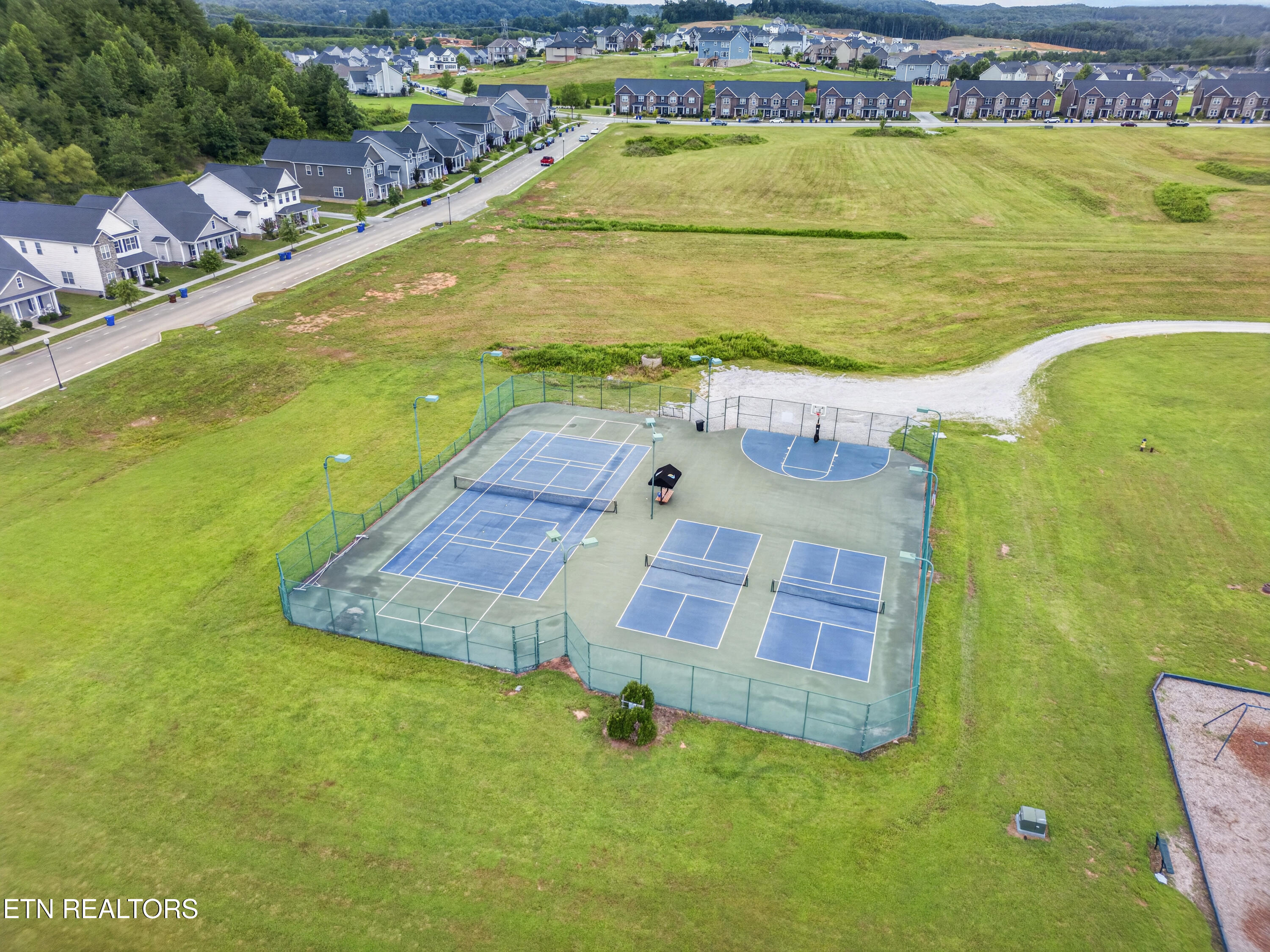 115 W Rarity Ridge Parkway Oak Ridge TN 37830